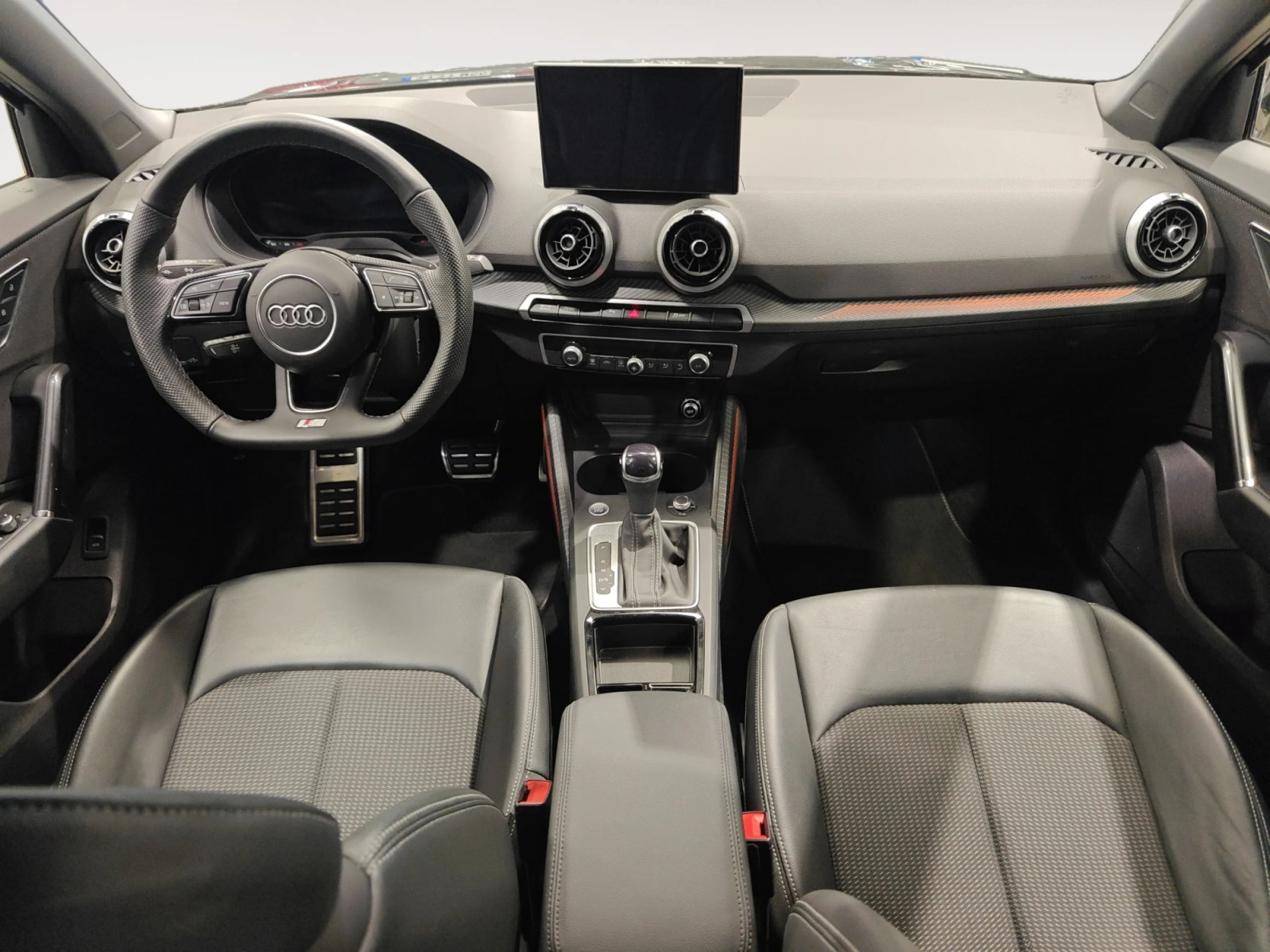 AUDI Q2 ADRENALIN 35 TFSI 110KW (150CV) S TRONIC - Foto 4