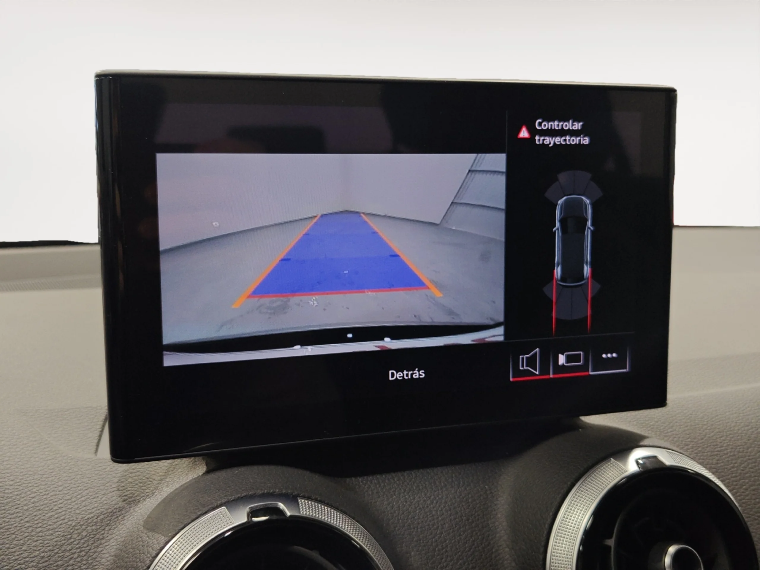 AUDI Q2 ADRENALIN 35 TFSI 110KW (150CV) S TRONIC - Foto 16