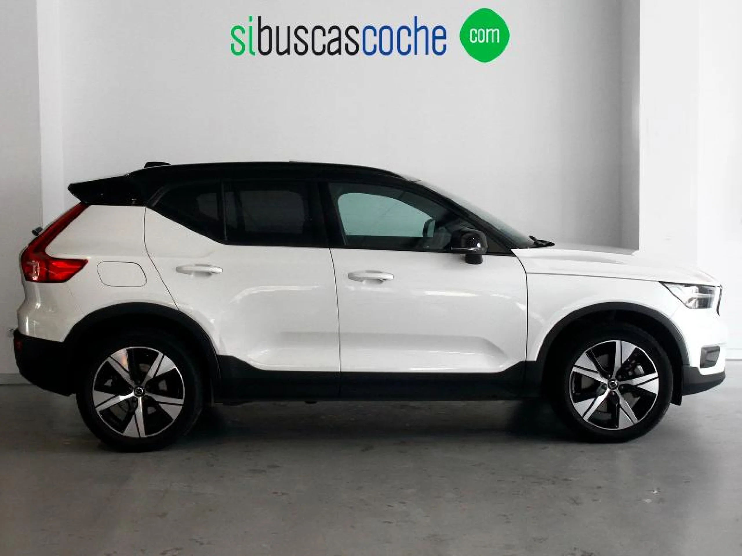 VOLVO XC40 1.5 T4 TWIN RECHARGE R DESIGN AUTO - Foto 3