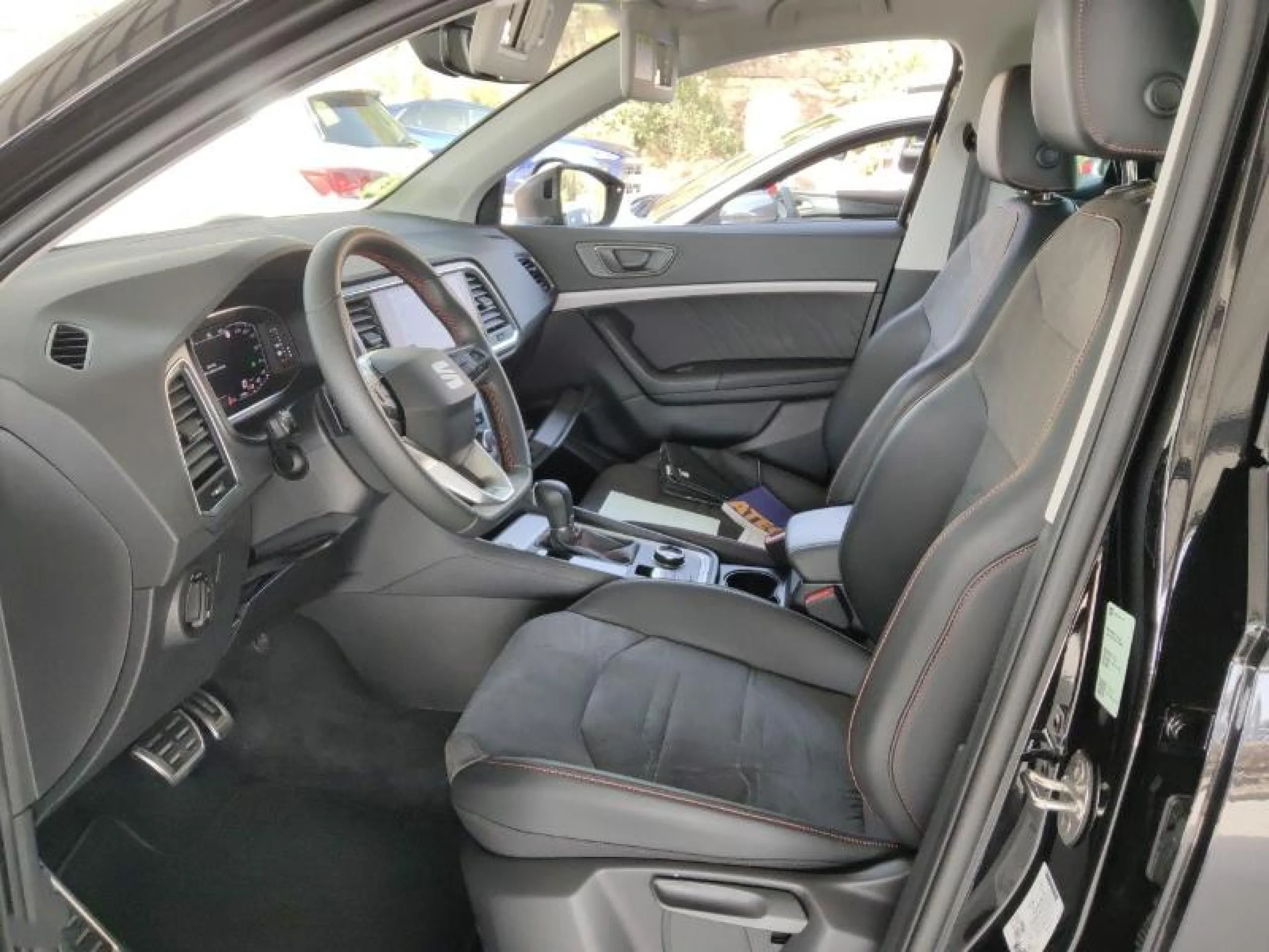 SEAT ATECA 1.5 TSI 110KW DSG FR SPECIAL EDITION - Foto 4