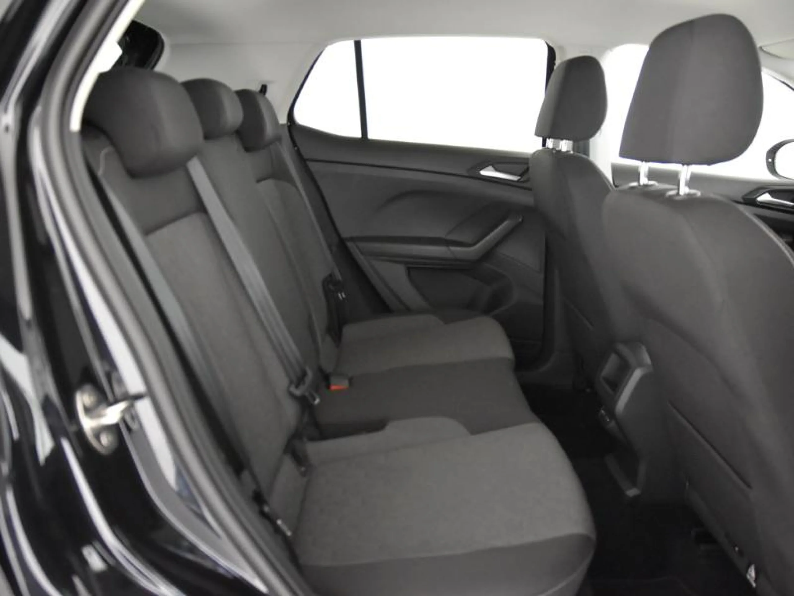 VOLKSWAGEN T CROSS ··MÁS·· 1.0 TSI 85KW (115CV) DSG - Foto 6