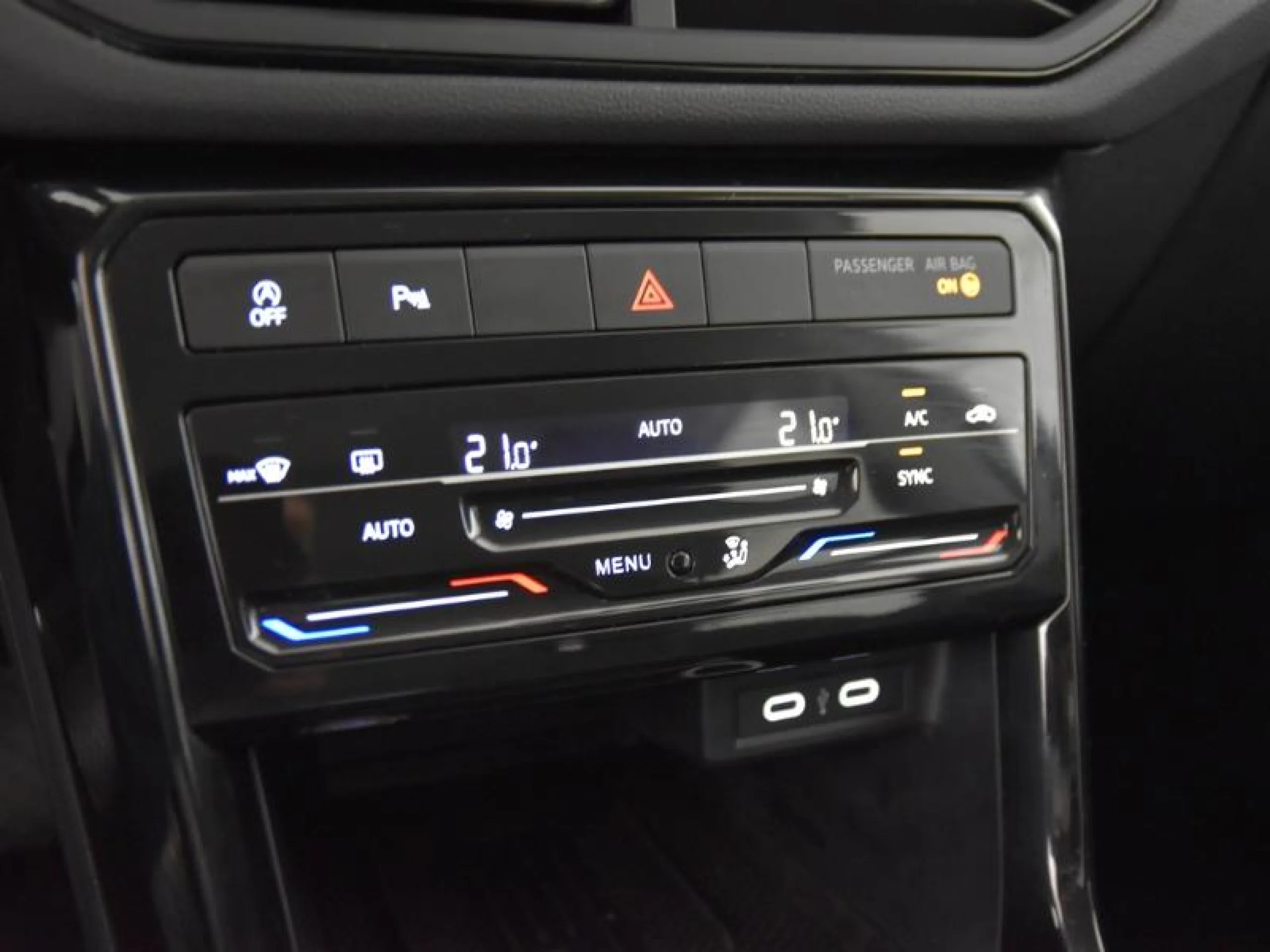 VOLKSWAGEN T CROSS ··MÁS·· 1.0 TSI 85KW (115CV) DSG - Foto 11