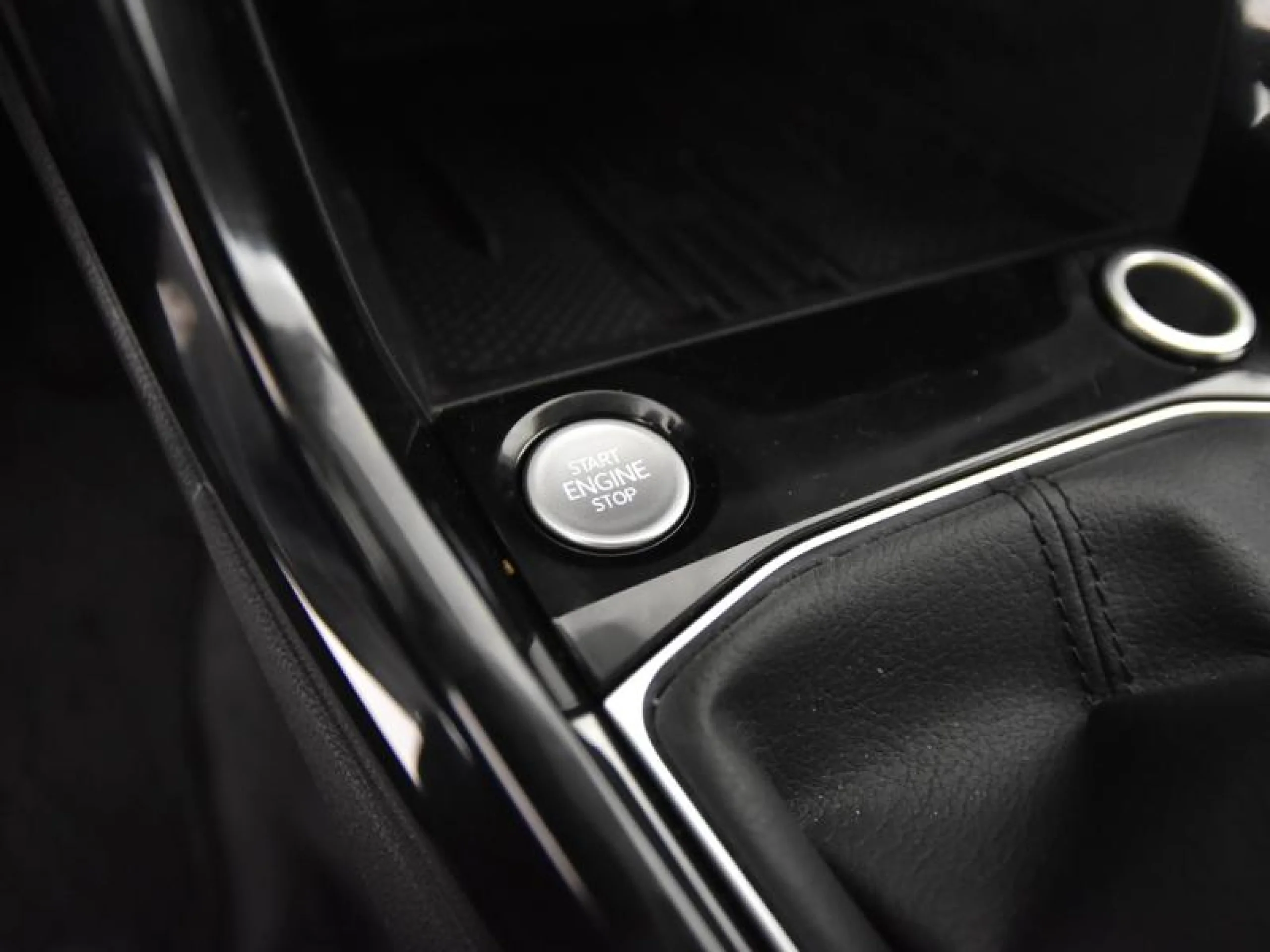 VOLKSWAGEN T CROSS ··MÁS·· 1.0 TSI 85KW (115CV) DSG - Foto 18