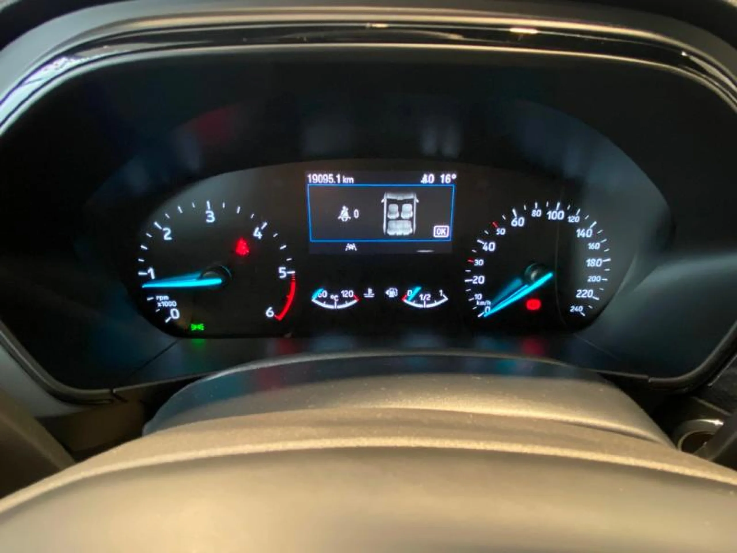 FORD FOCUS 1.5 ECOBLUE 88KW ST LINE - Foto 18