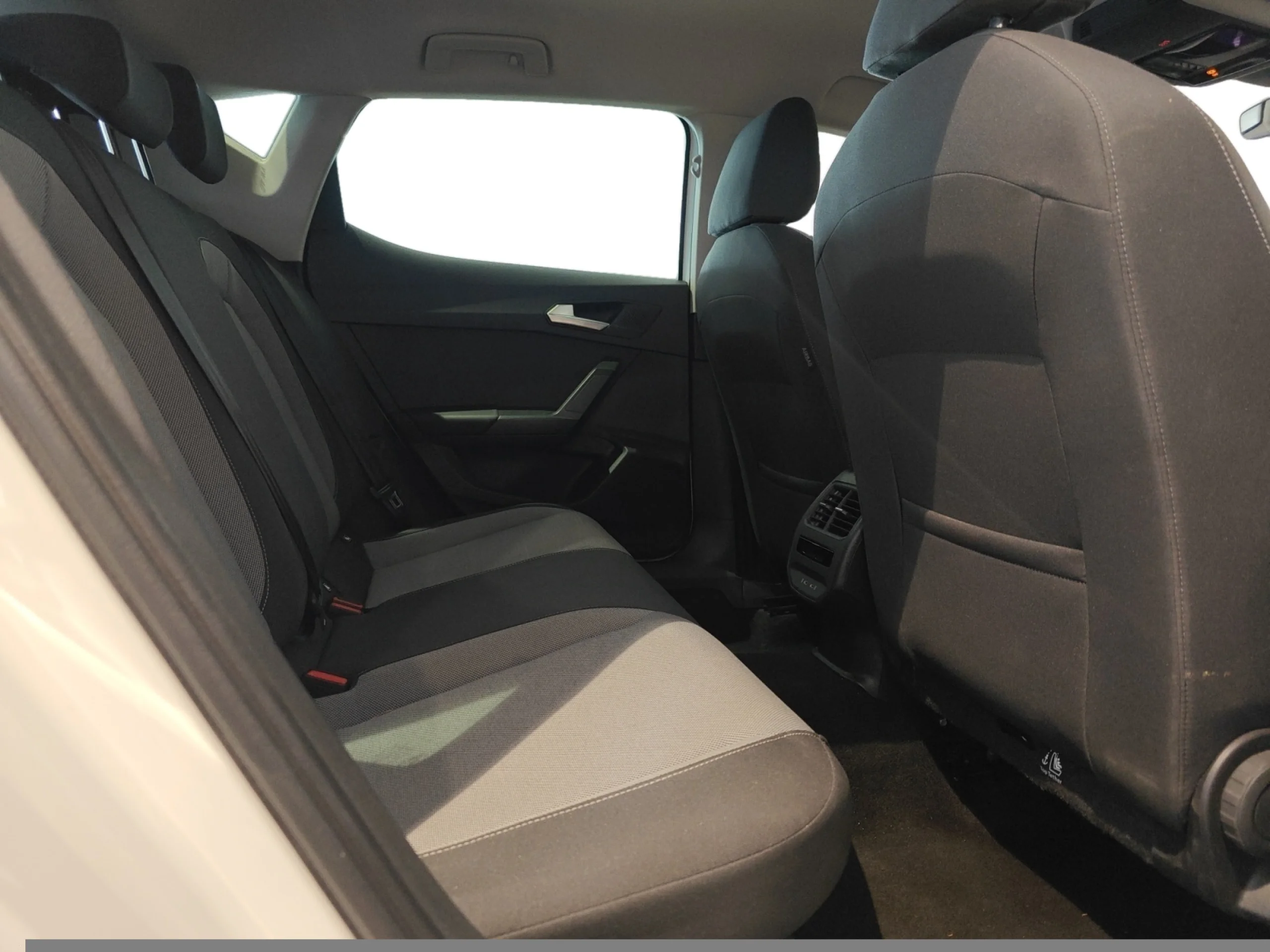 SEAT LEON 1.0 TSI 81KW S&S STYLE XS - Foto 6