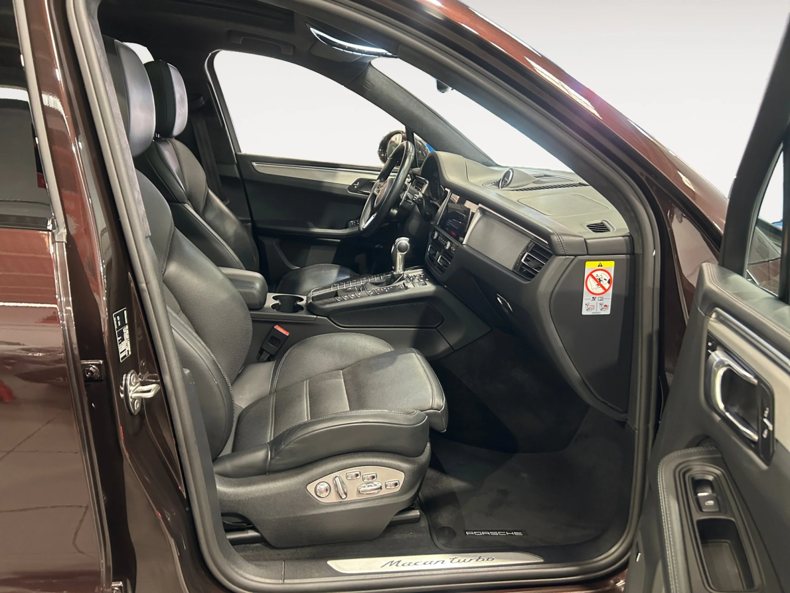 PORSCHE MACAN TURBO - Foto 5