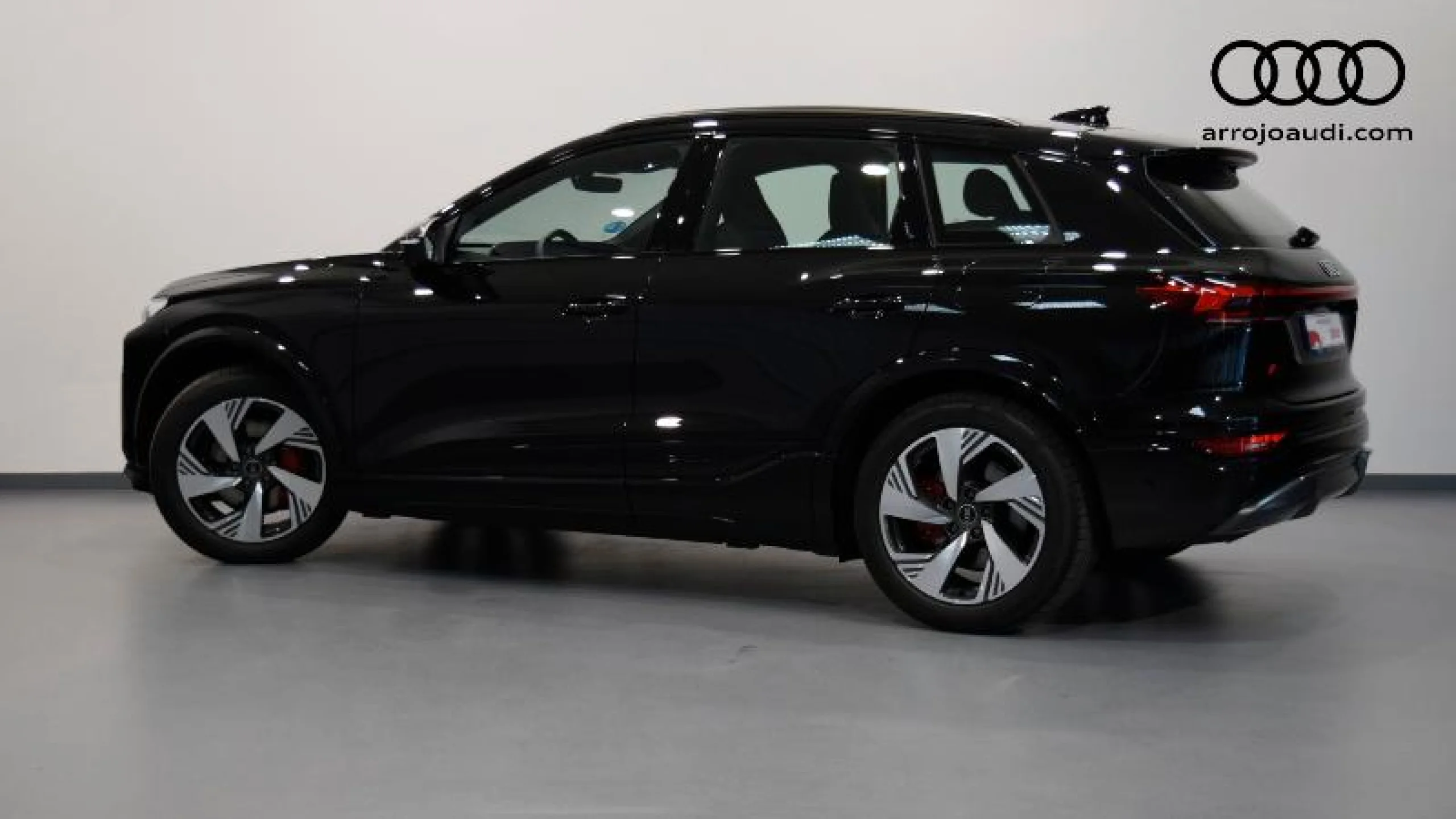 AUDI Q6 Q6 SUV LAUNCH EDITION 55 E TRON QUATTRO 285,00 KW 96,1 KWH - Foto 2