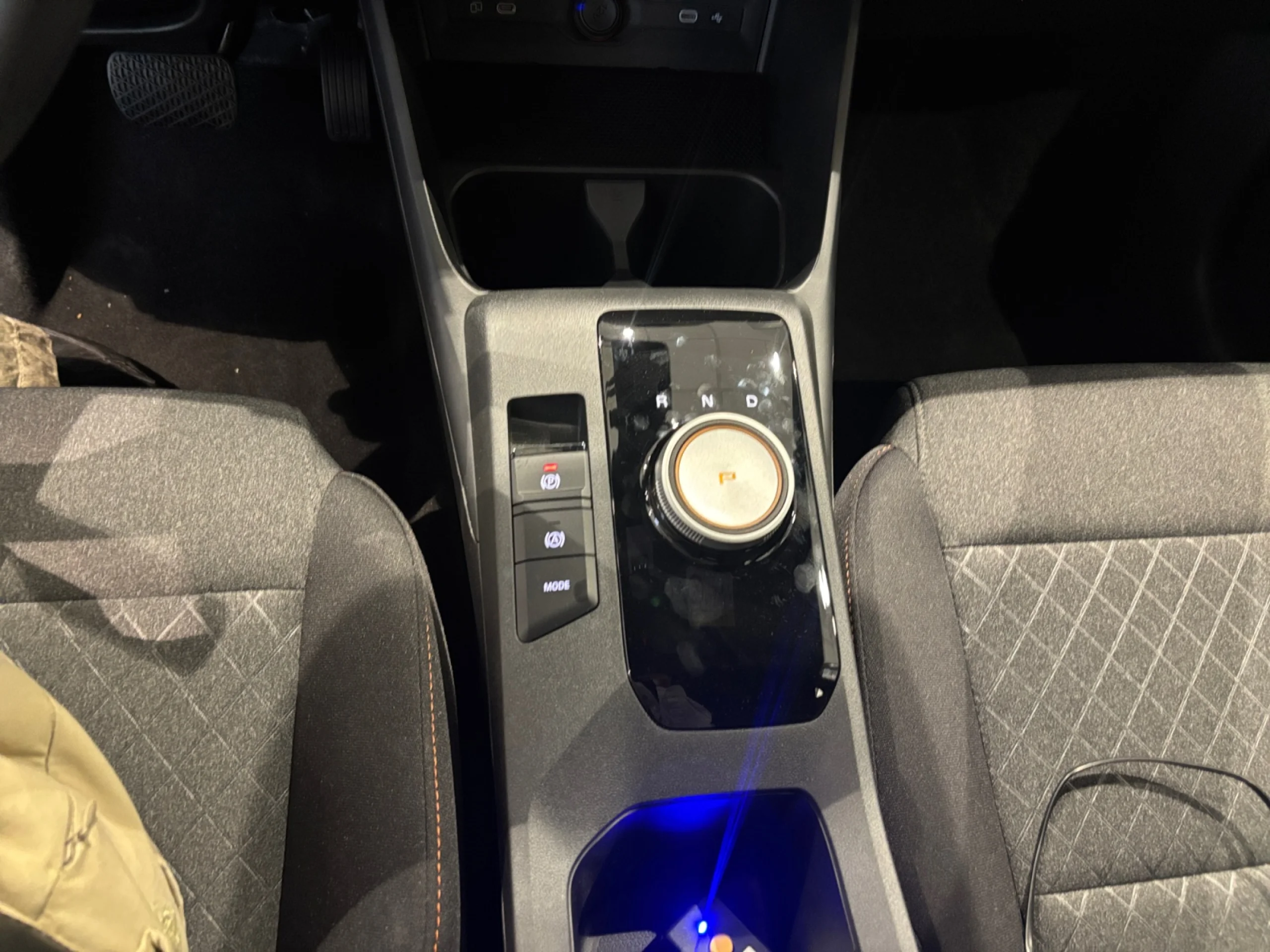 MG MG3 MG MG3 HEV MY26 1.5L HEV 2KWH AT 2WD COM LHD BLACK WHITE - Foto 11