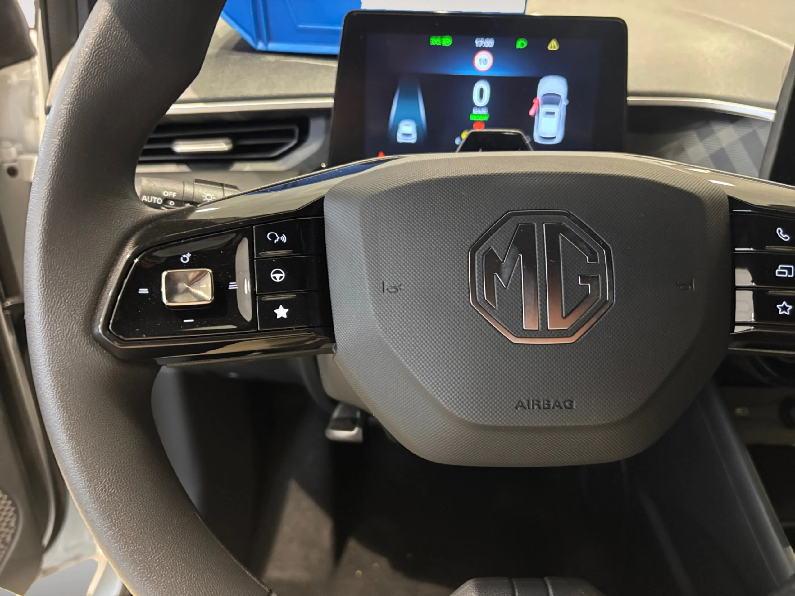 MG MG3 MG MG3 HEV MY26 1.5L HEV 2KWH AT 2WD COM LHD BLACK WHITE - Foto 12