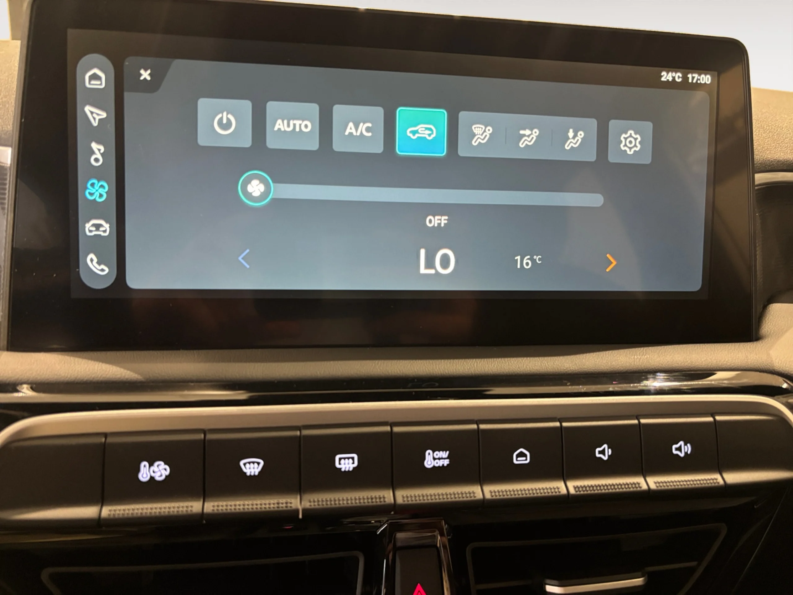 MG MG3 MG MG3 HEV MY26 1.5L HEV 2KWH AT 2WD COM LHD BLACK WHITE - Foto 14