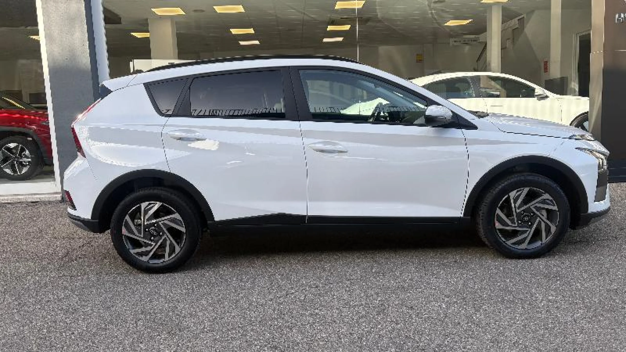 HYUNDAI BAYON 1.0 TGDI 74KW (100CV) 48V MAXX DCT - Foto 4