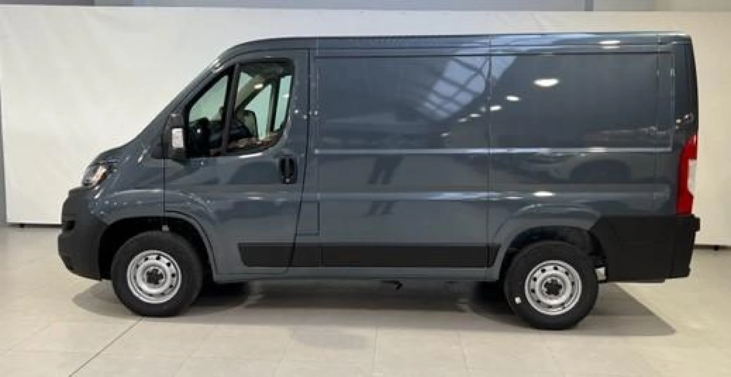 FIAT COMERCIALES DUCATO DUCATO SERIE 8 290 DUCATO FURGÓN 30 L1H1 140CV MAN LDT TRASPORTE DE MERCANCÍAS - Foto 19