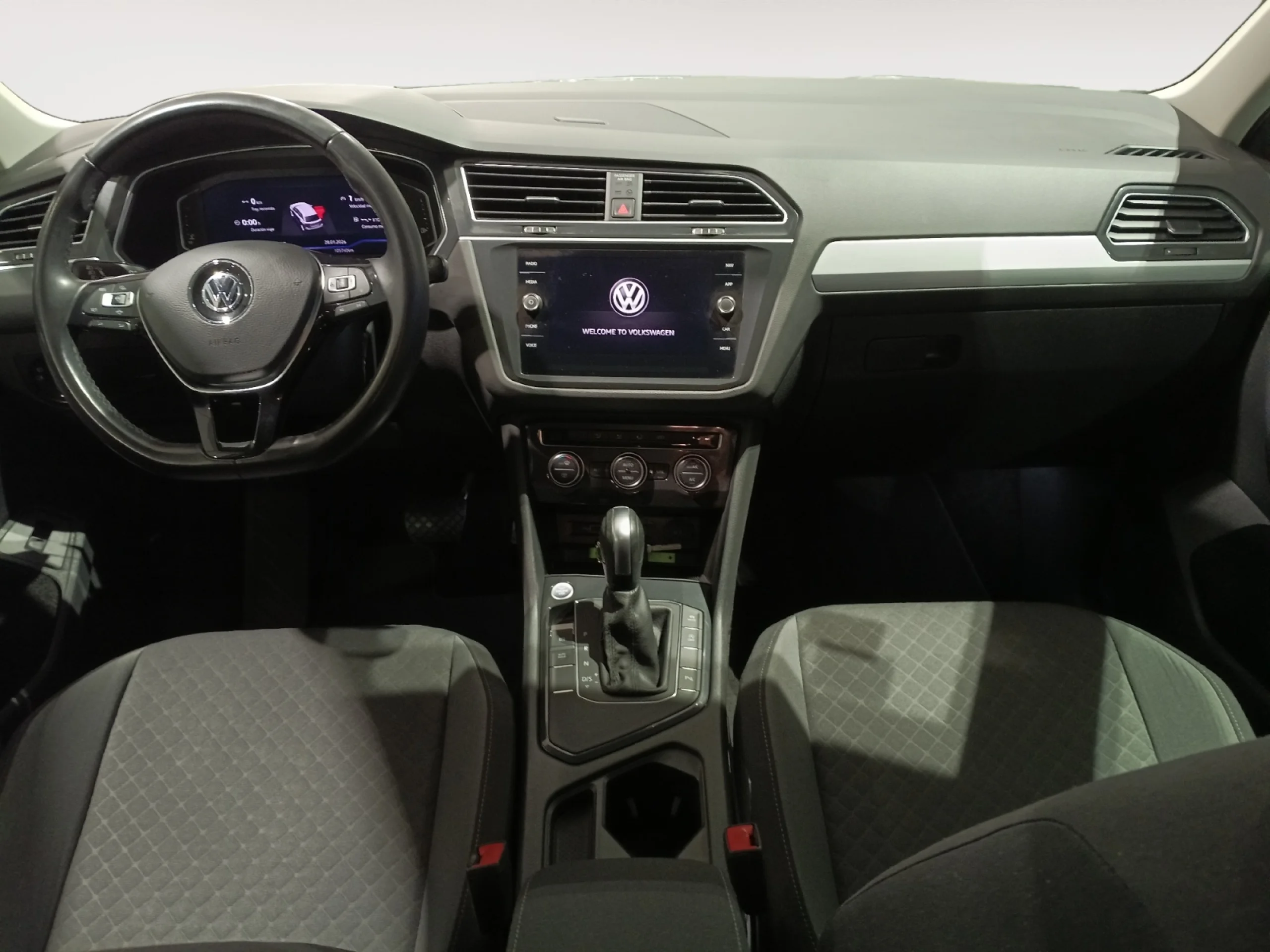 VOLKSWAGEN TIGUAN ADVANCE 2.0 TDI 110KW (150CV) DSG - Foto 4