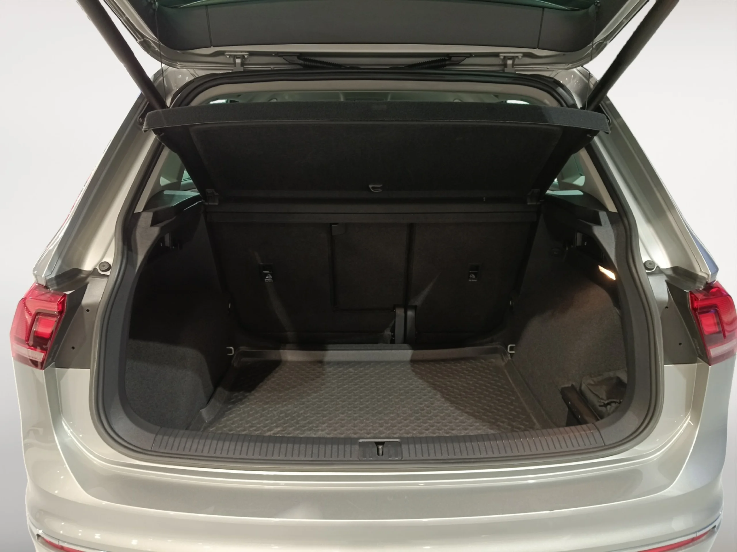 VOLKSWAGEN TIGUAN ADVANCE 2.0 TDI 110KW (150CV) DSG - Foto 7