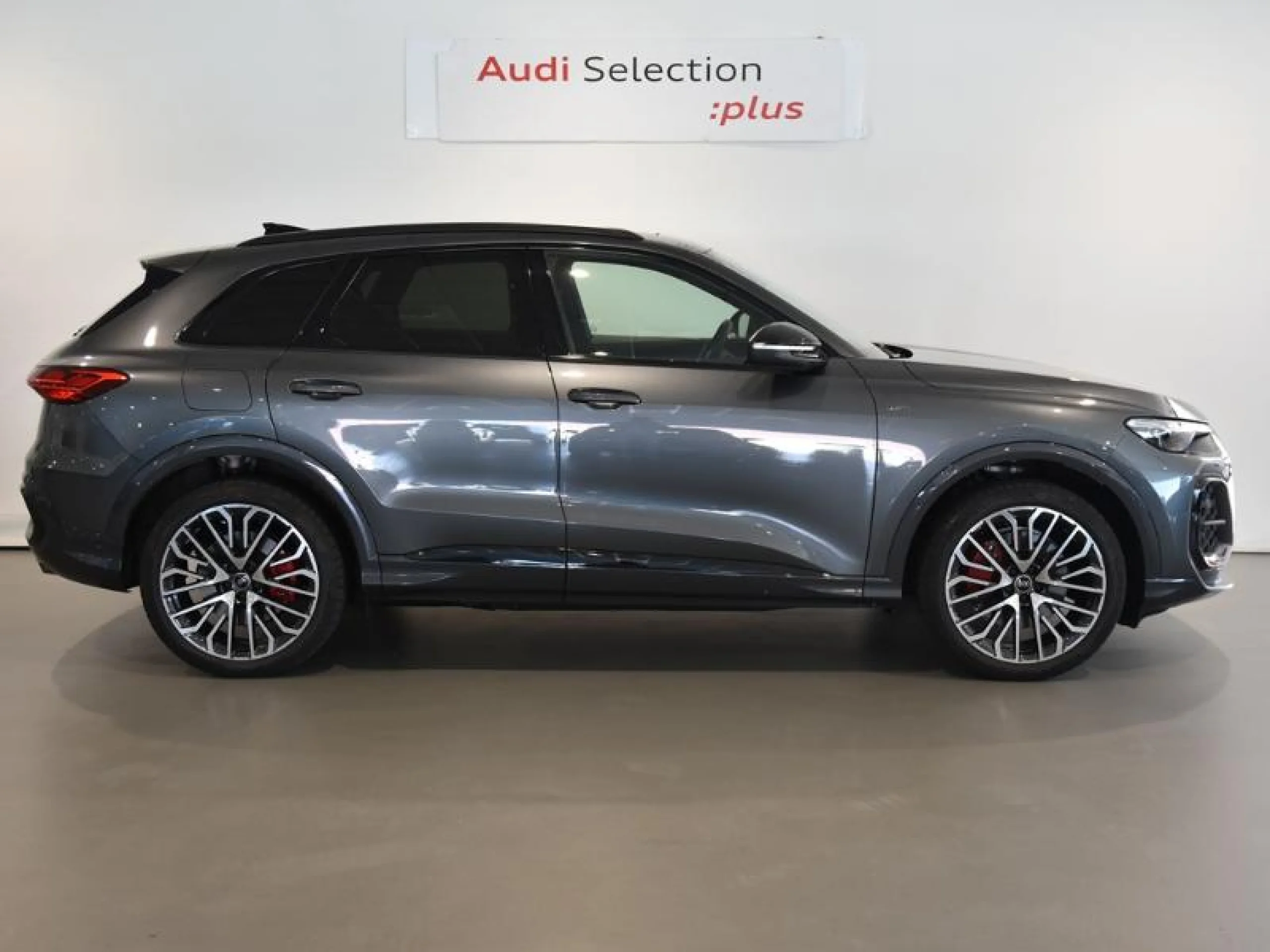 AUDI Q5 BLACK COMPET. E HY. QUATTRO 270KW S TR - Foto 3
