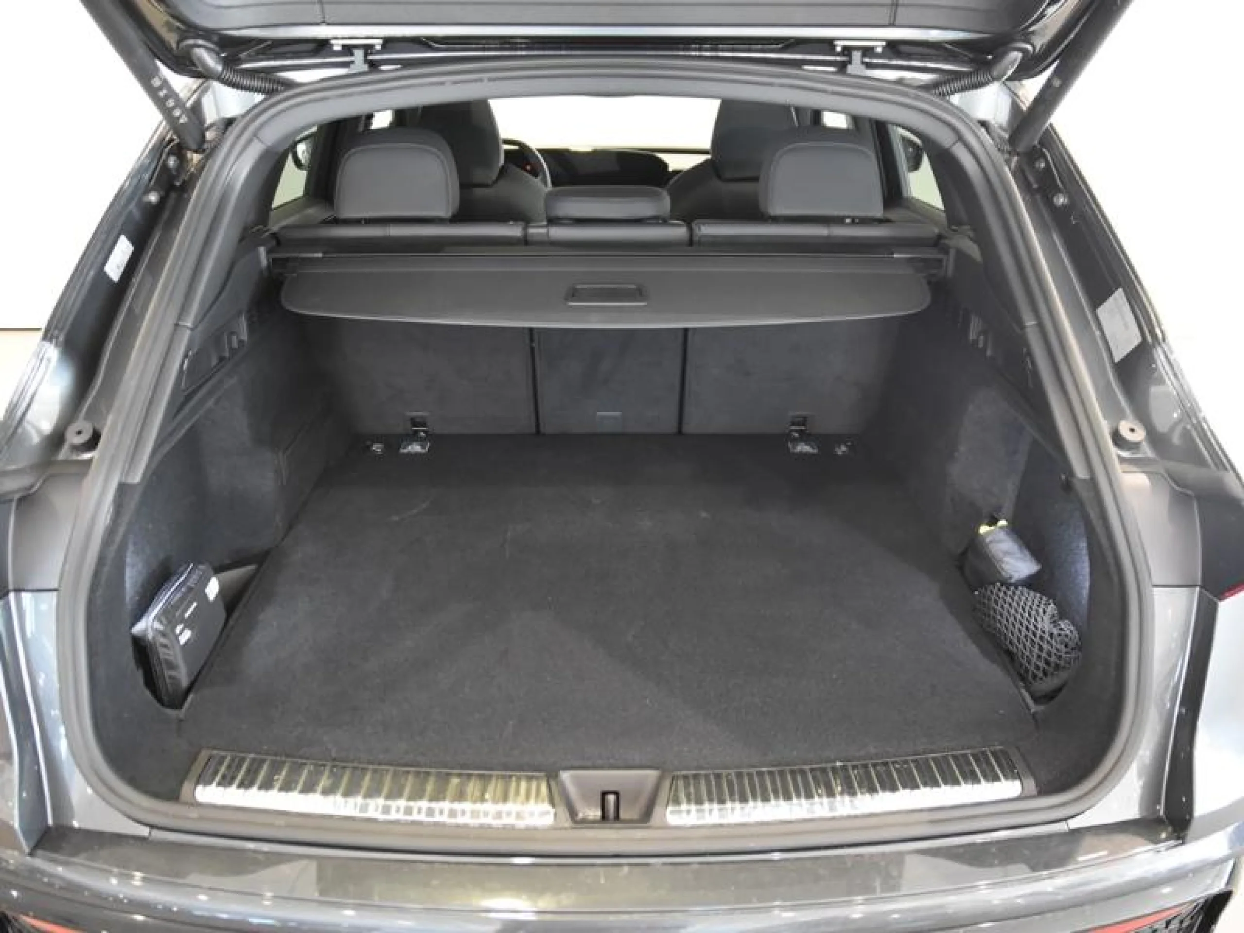 AUDI Q5 BLACK COMPET. E HY. QUATTRO 270KW S TR - Foto 7