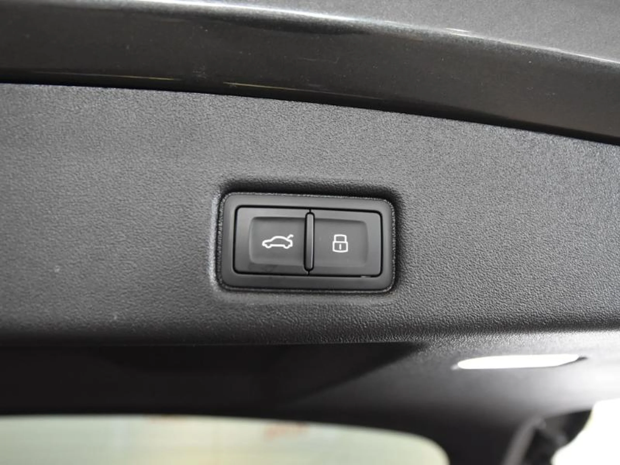 AUDI Q5 BLACK COMPET. E HY. QUATTRO 270KW S TR - Foto 10