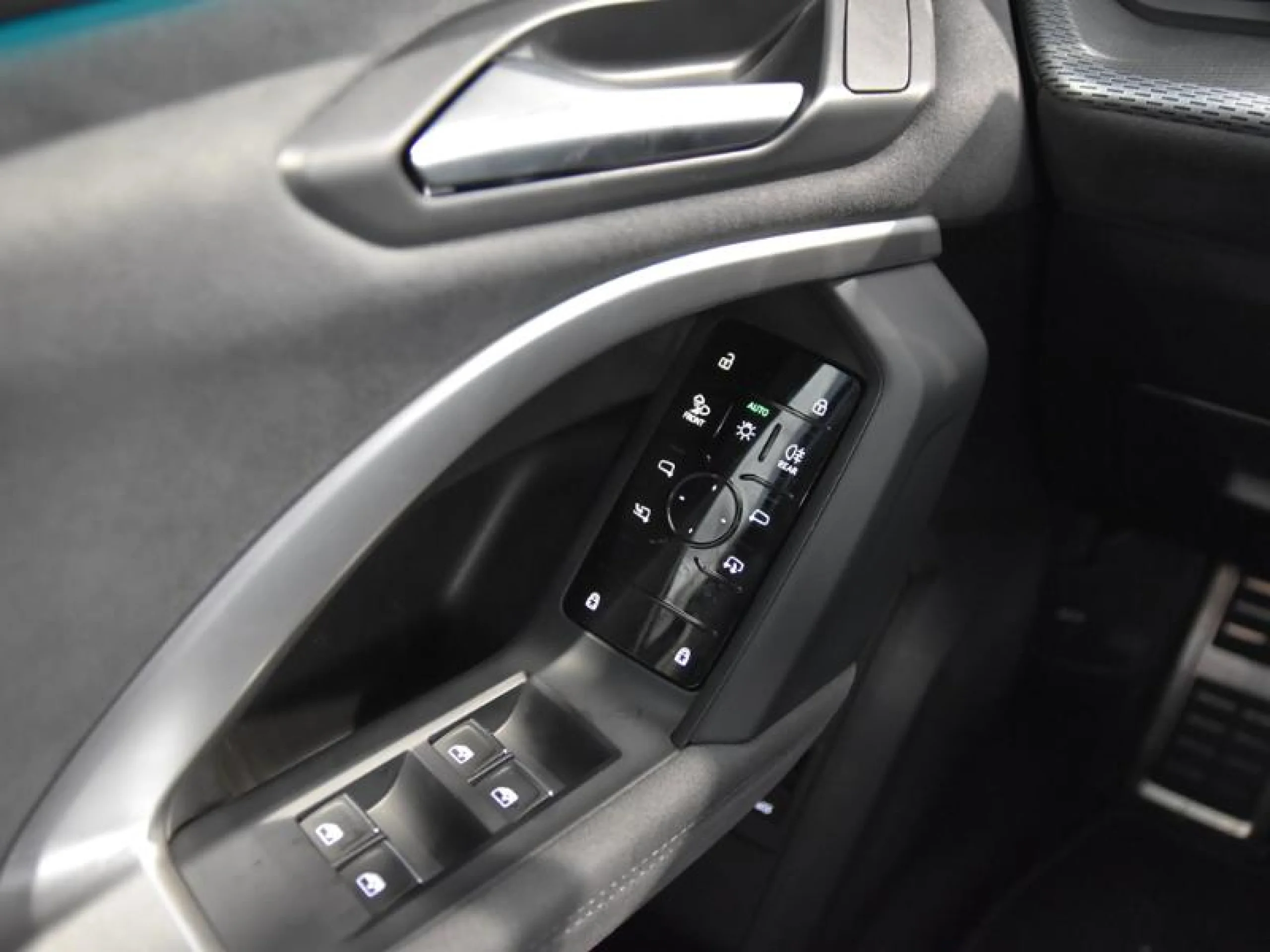 AUDI Q5 BLACK COMPET. E HY. QUATTRO 270KW S TR - Foto 21