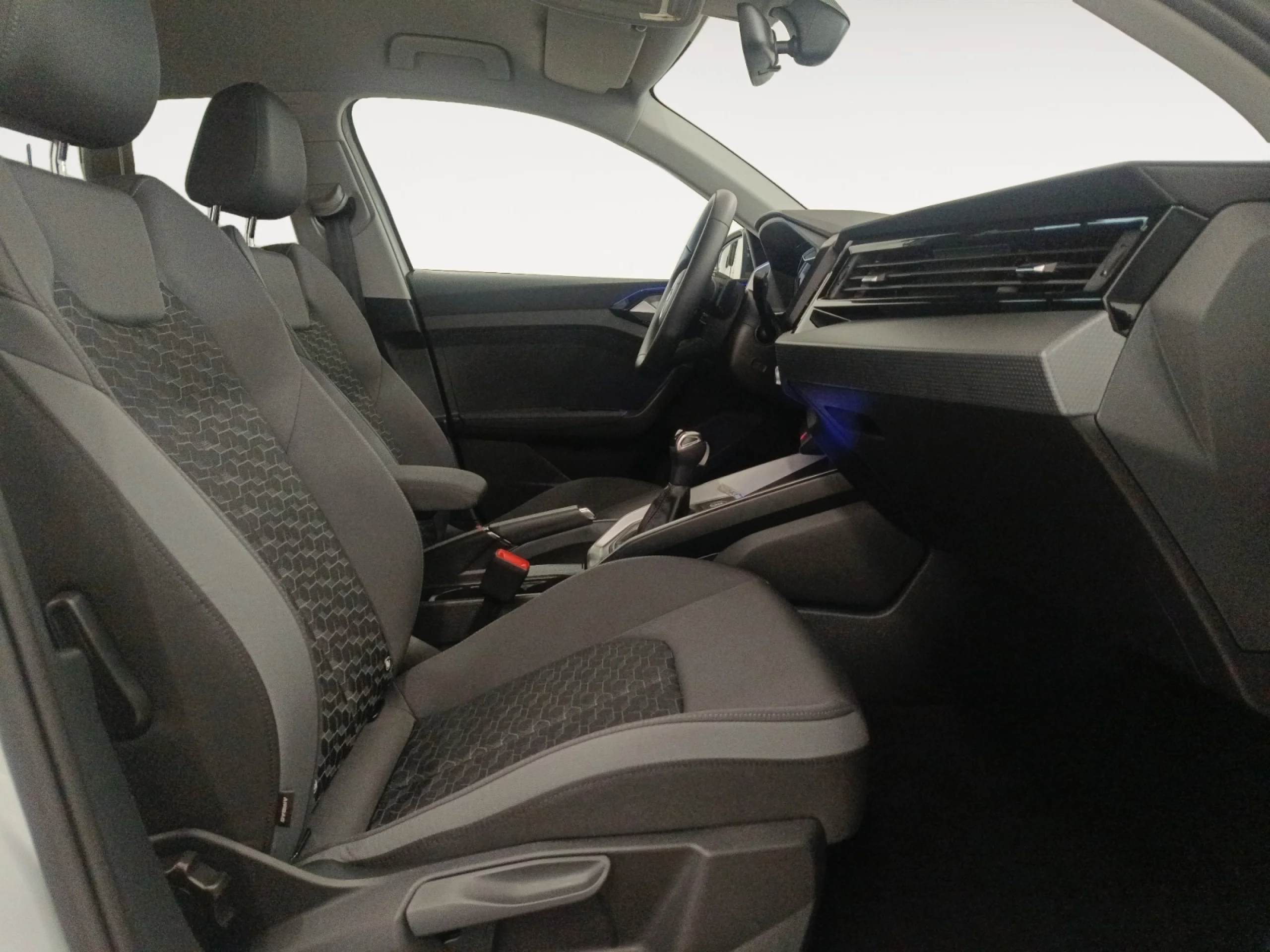 AUDI A1 SPORTBACK ADRENAL BLACK 30TFSI 85KW S TR - Foto 5