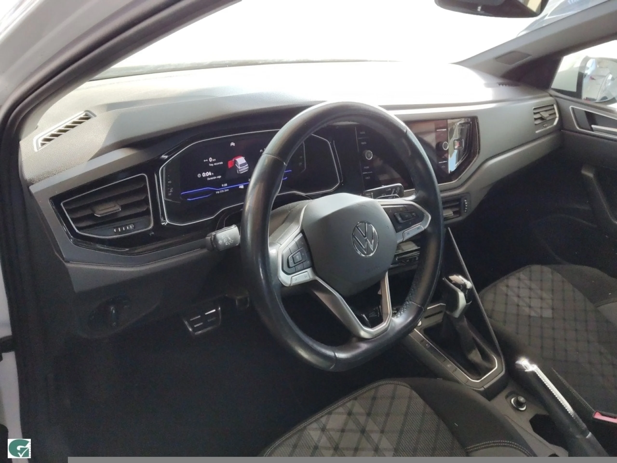 VOLKSWAGEN TAIGO R LINE 1.0 TSI 81KW (110CV) DSG - Foto 2