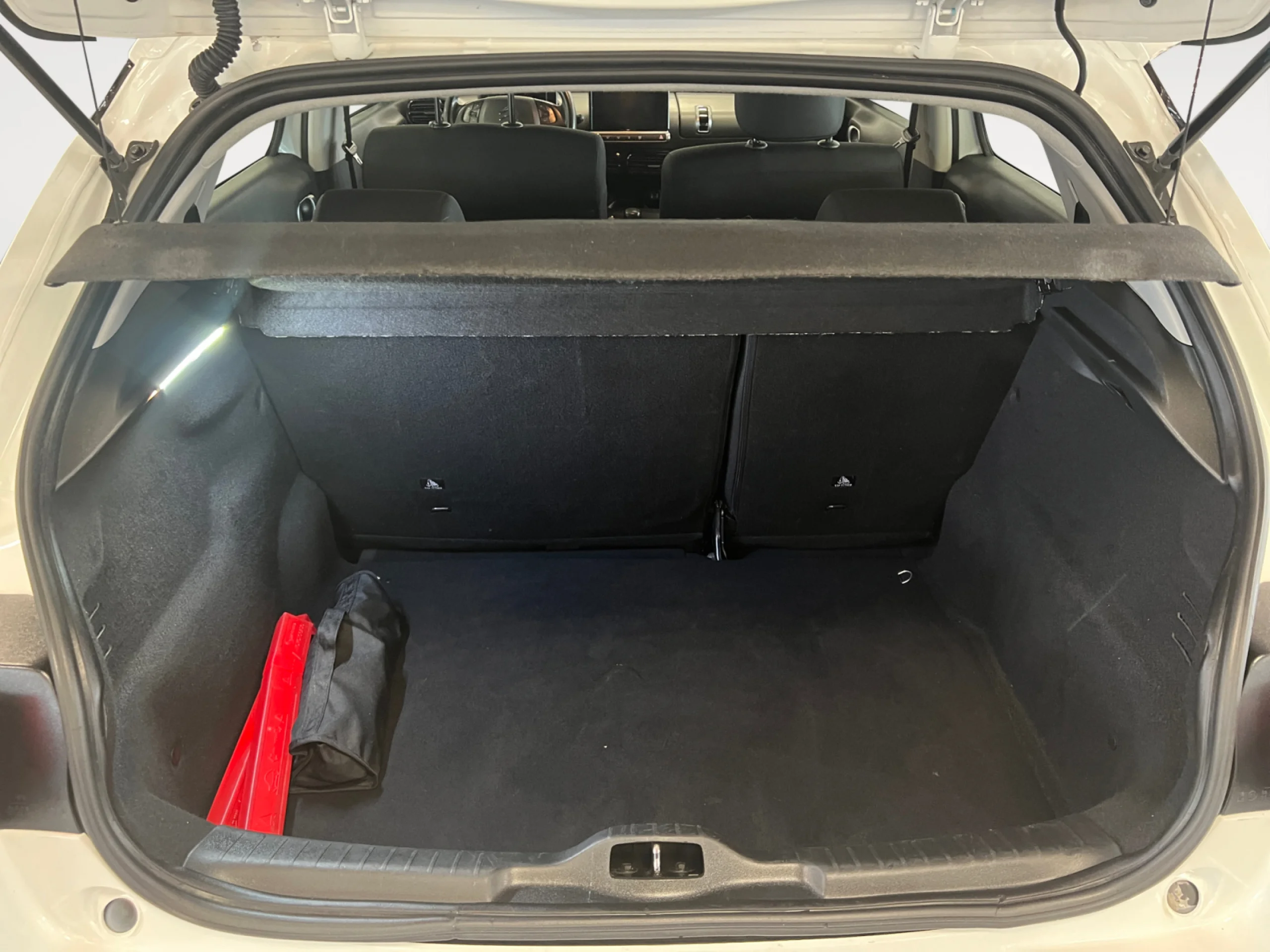 CITROEN C4 CACTUS BLUEHDI 74KW (100CV) S - Foto 6