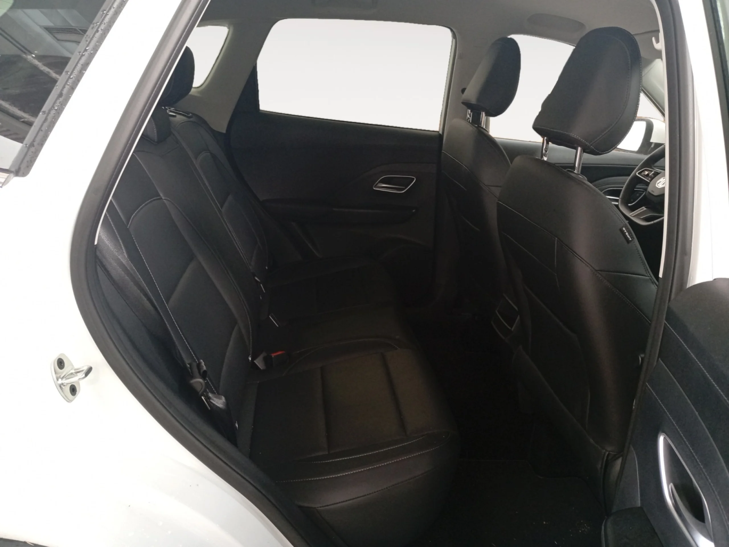 MG Zs 1.5 COMFORT - Foto 6