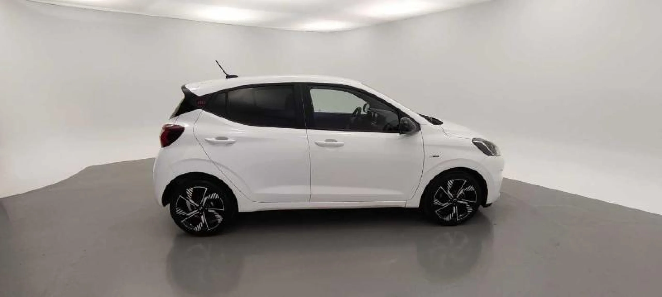 HYUNDAI I10 I10  MPI 1.2 79CV N LINE - Foto 3