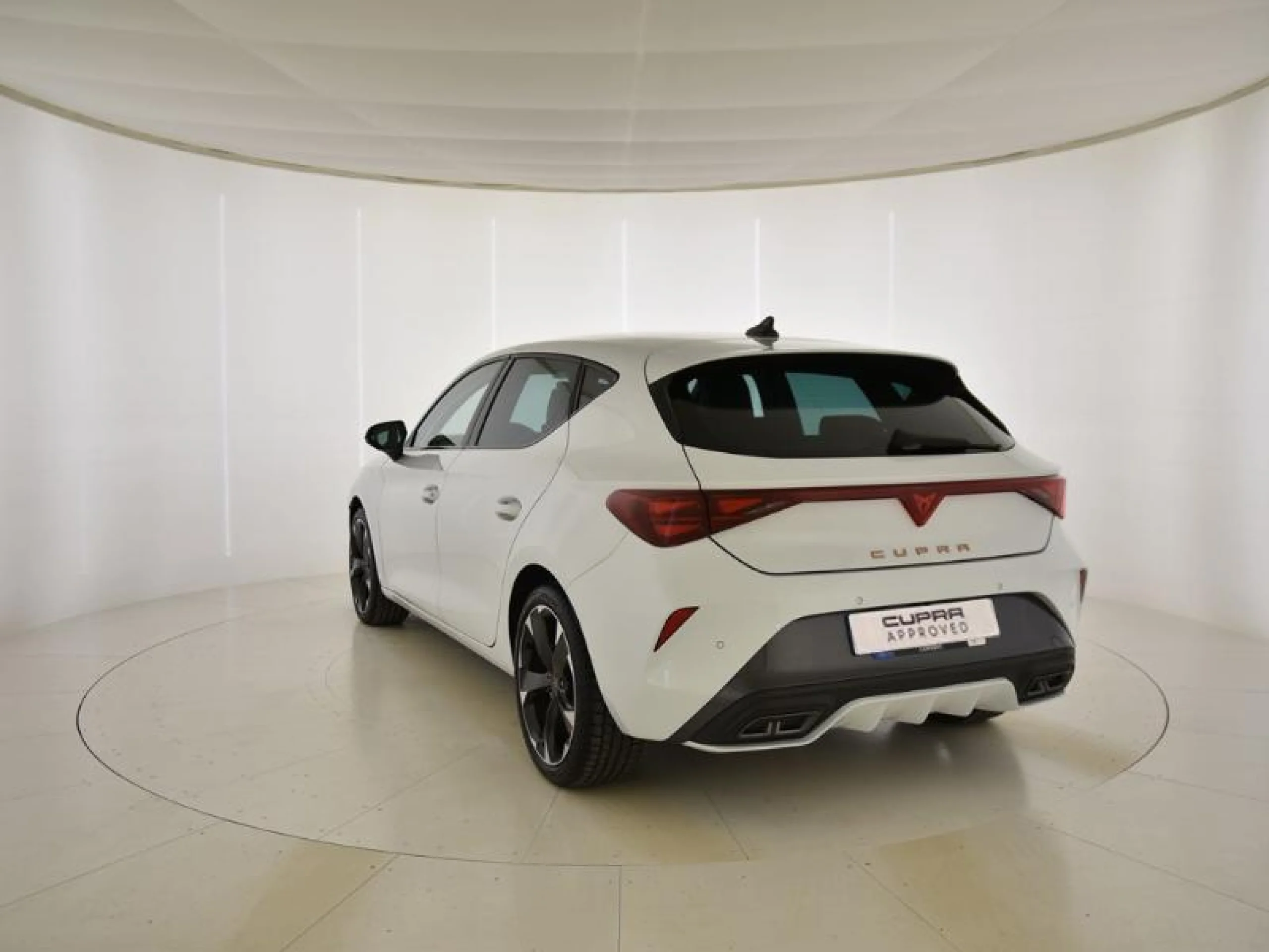 CUPRA LEON 1.5 TSI 110KW (150CV) - Foto 2