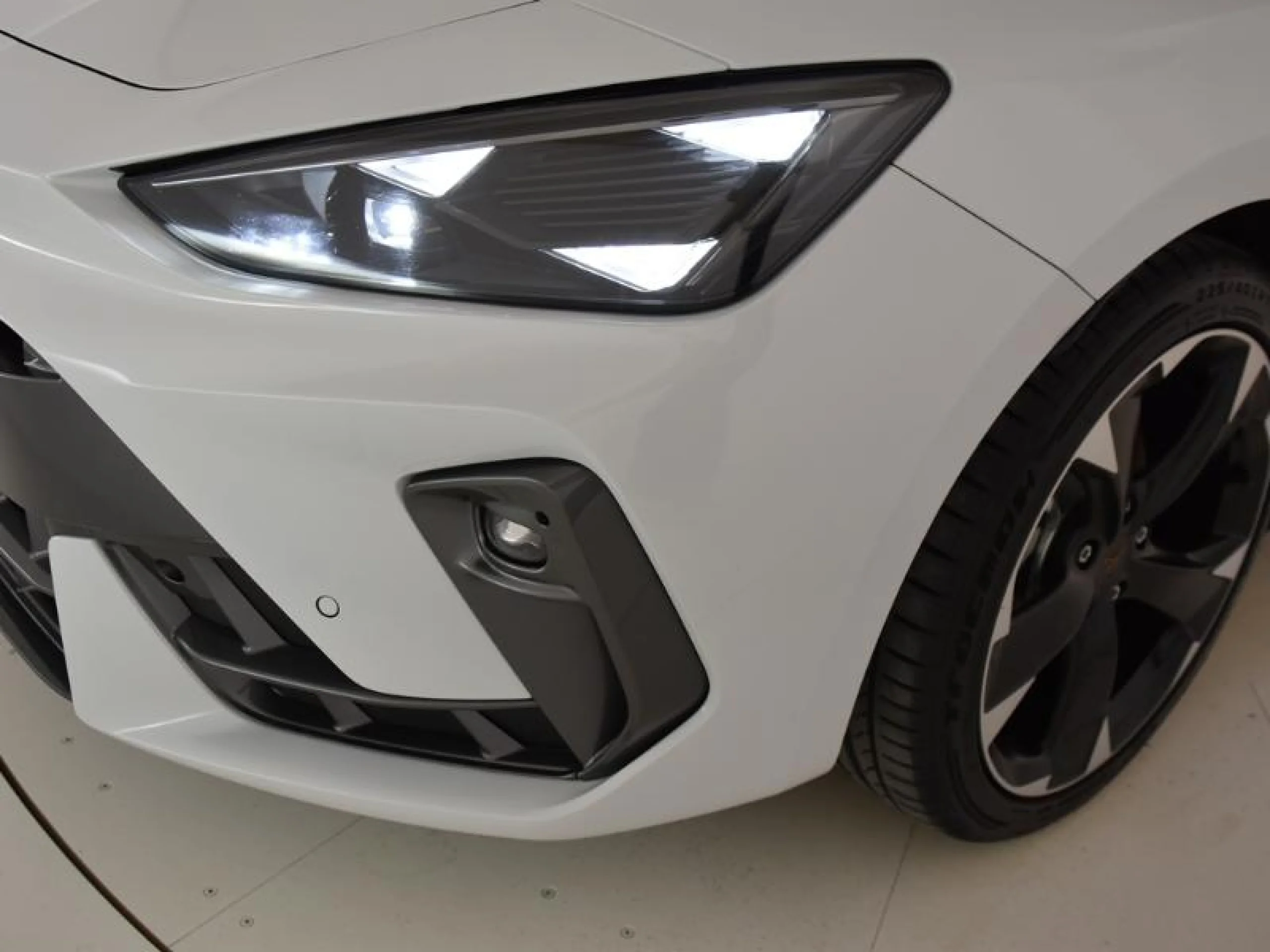 CUPRA LEON 1.5 TSI 110KW (150CV) - Foto 18