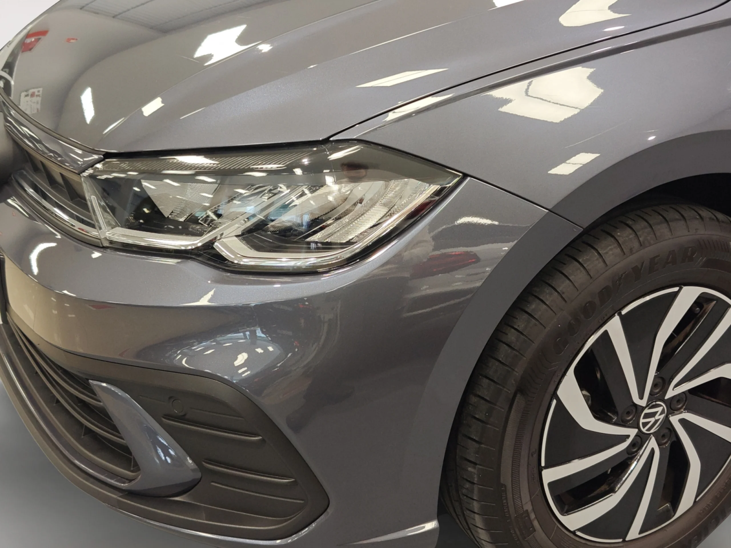 VOLKSWAGEN POLO LIFE 1.0 TSI 70KW (95CV) - Foto 21