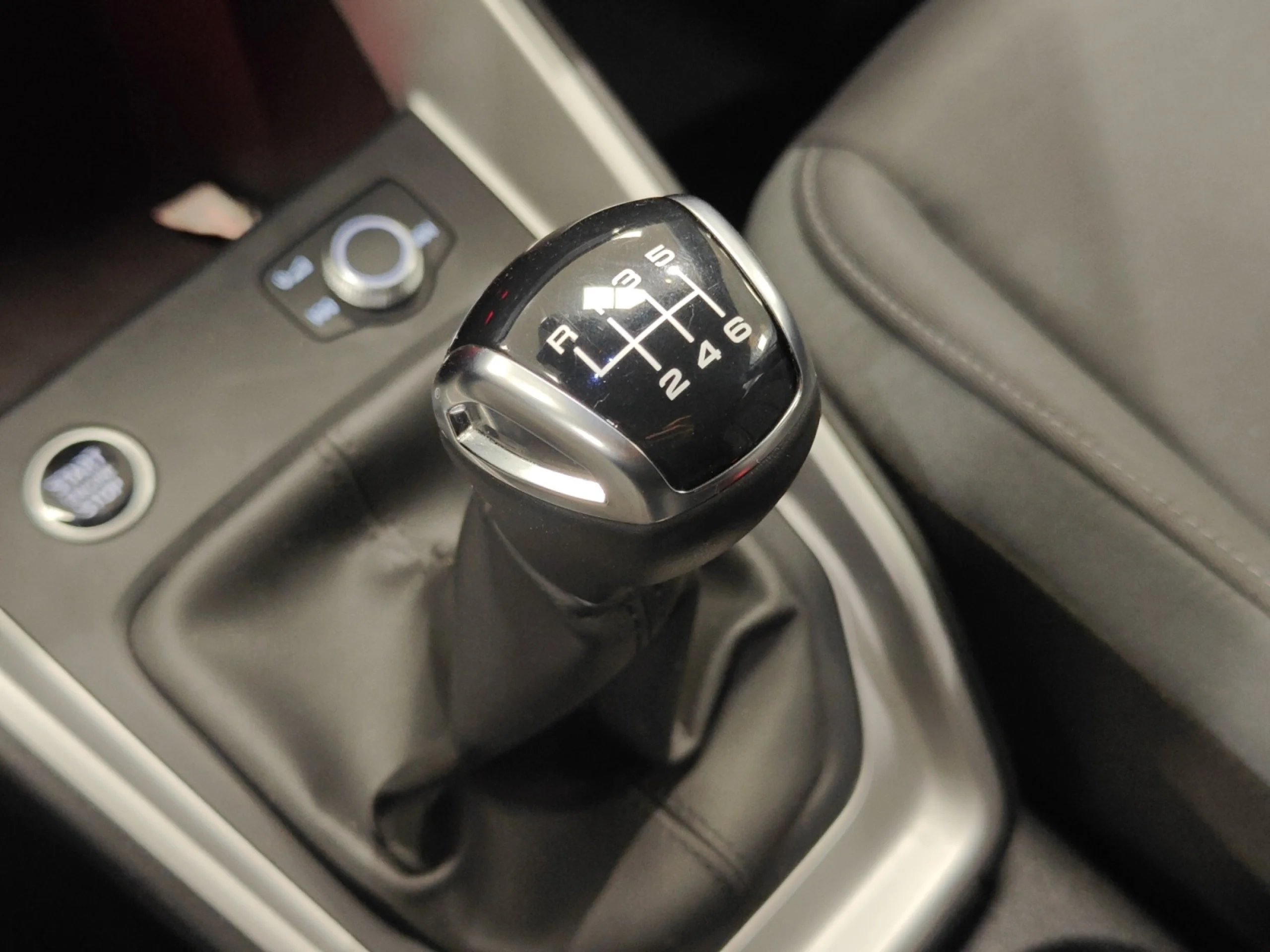 AUDI A1 SPORTBACK ADRENALIN BLACK ED 30TFSI 85KW - Foto 17