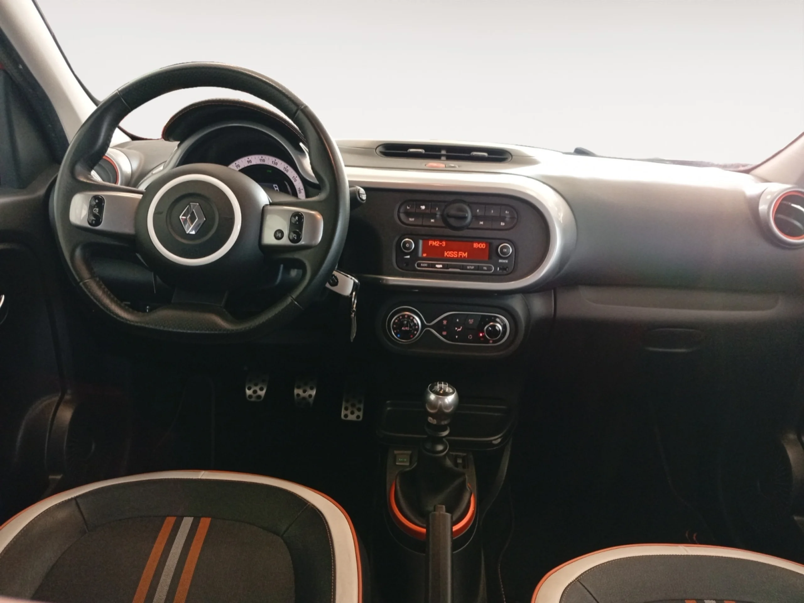 RENAULT TWINGO GT TCE 81KW (110CV)  18 - Foto 4