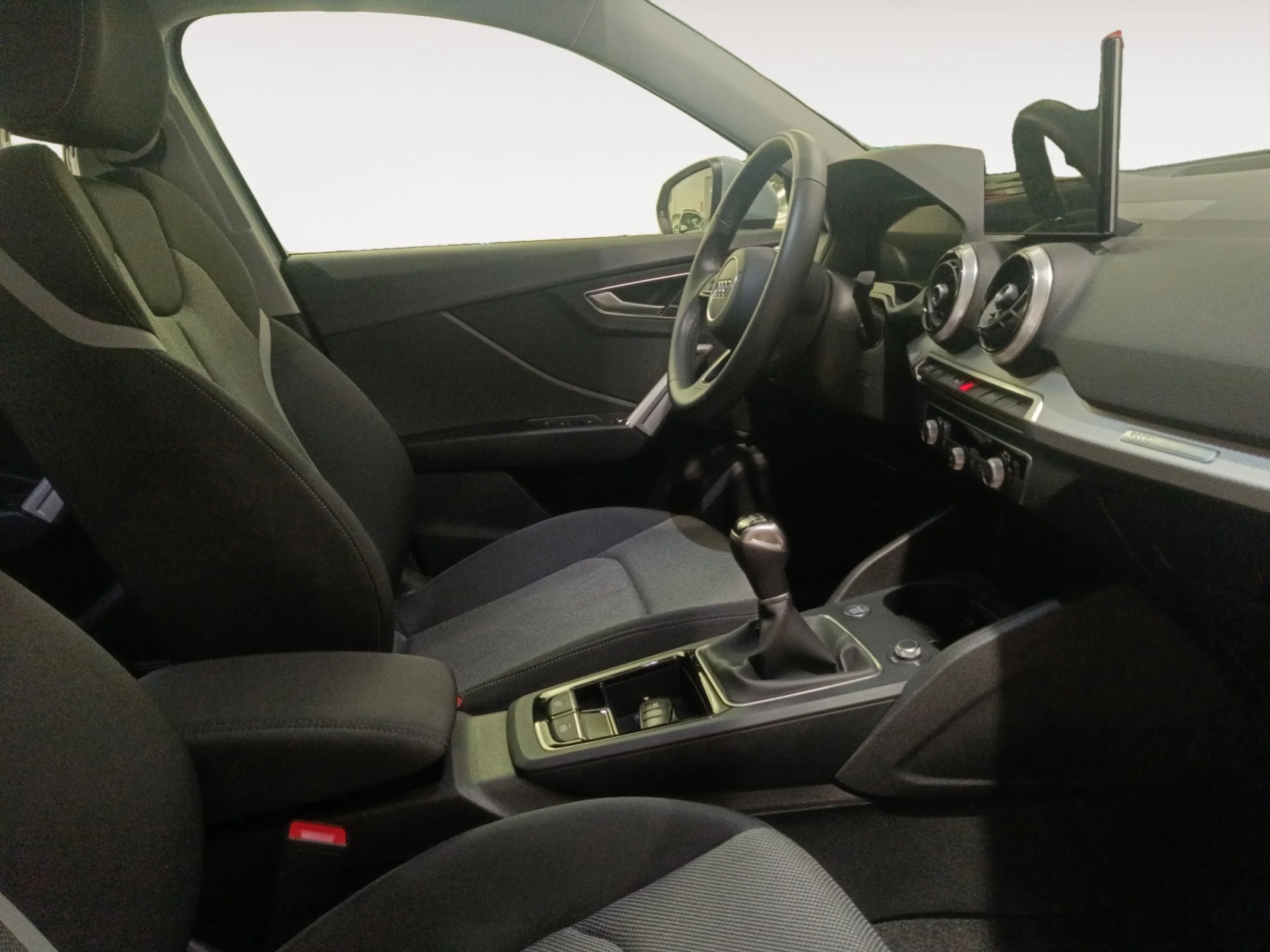 AUDI Q2 S LINE 30 TFSI 85KW (116CV) - Foto 5