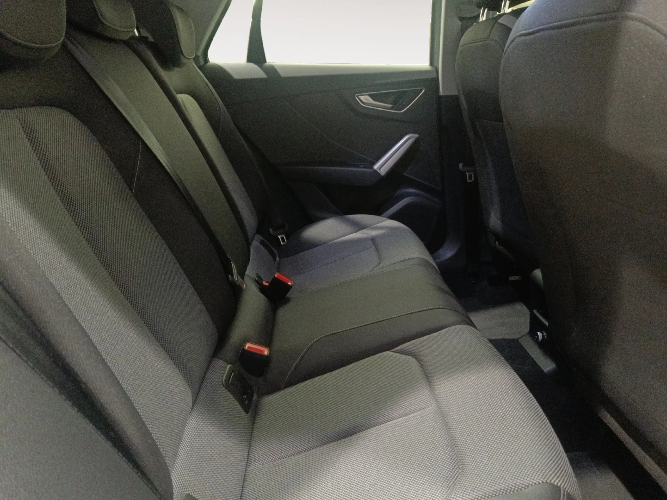 AUDI Q2 S LINE 30 TFSI 85KW (116CV) - Foto 6