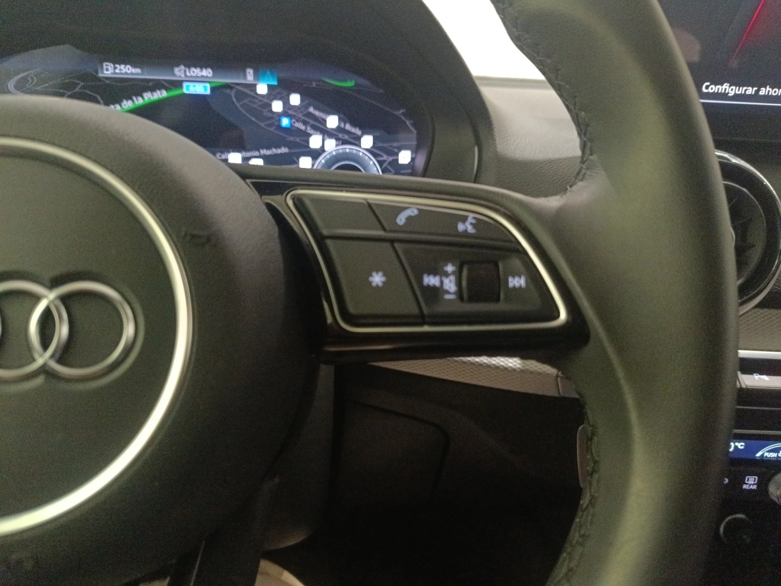 AUDI Q2 S LINE 30 TFSI 85KW (116CV) - Foto 9