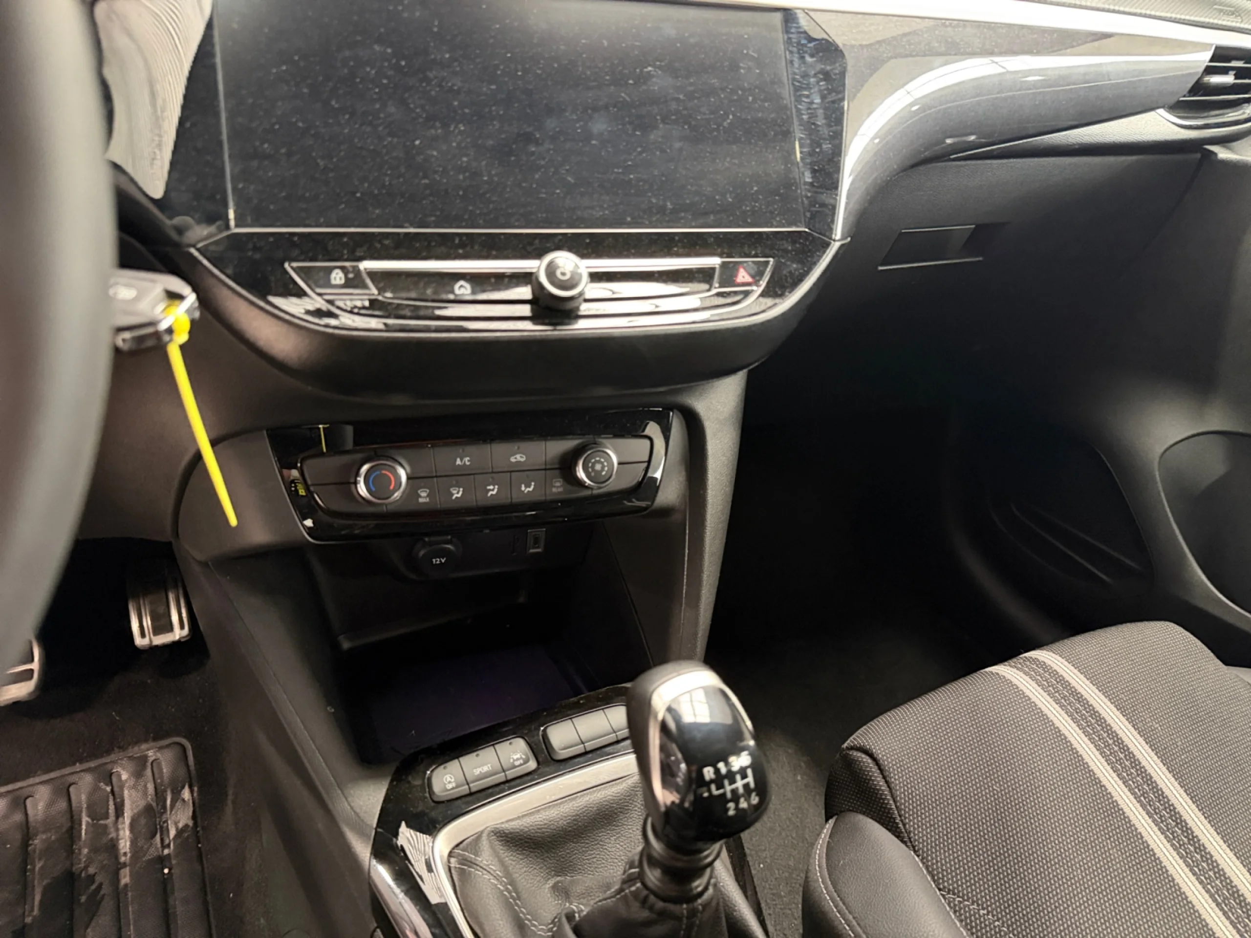 OPEL CORSA 1.2T XHL 74KW (100CV) GS - Foto 20