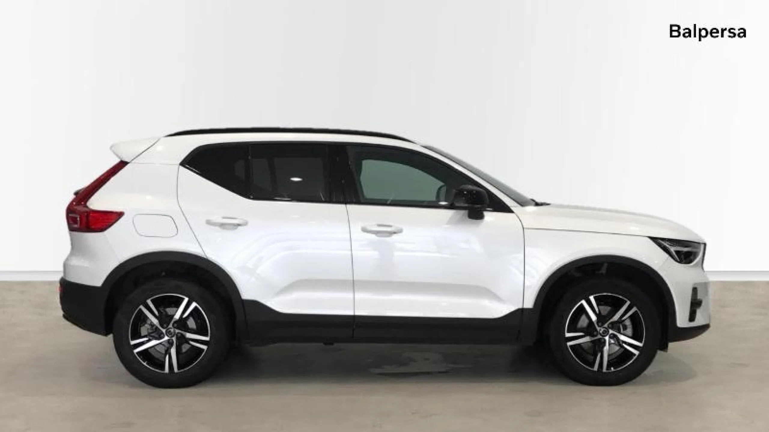 VOLVO XC40 2.0 B3 G PLUS DARK AUTO - Foto 5
