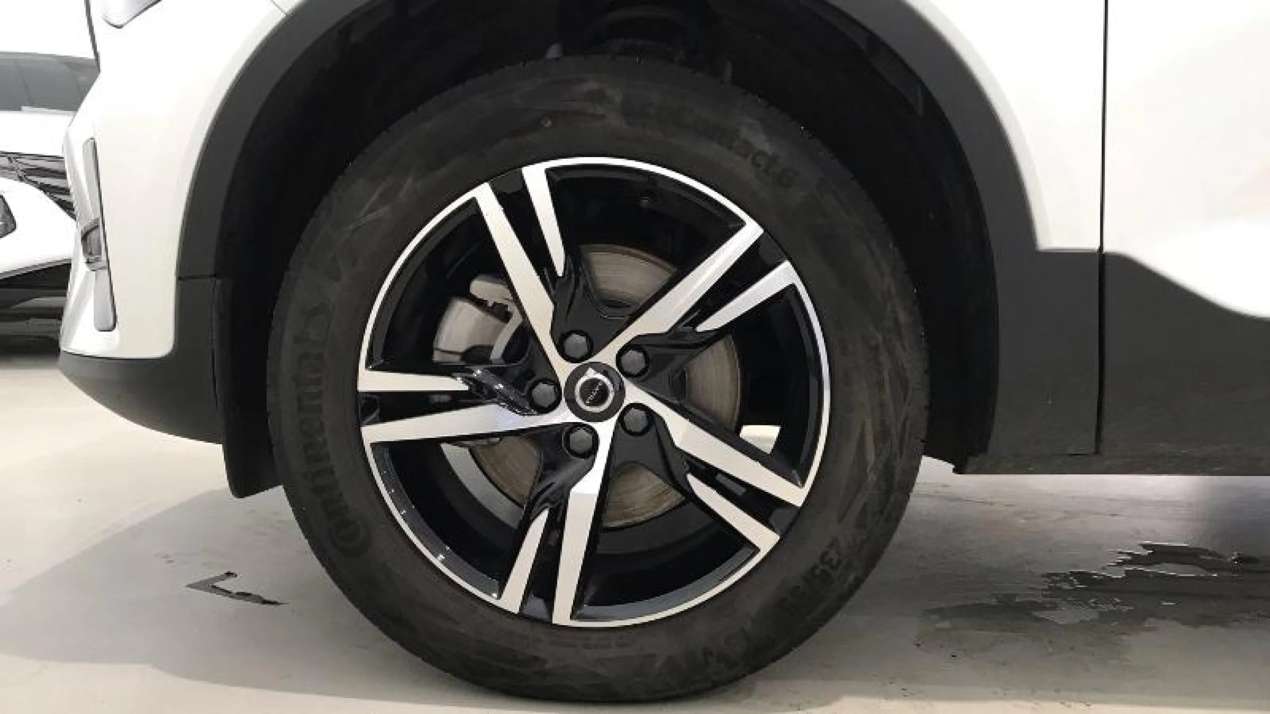 VOLVO XC40 2.0 B3 G PLUS DARK AUTO - Foto 15