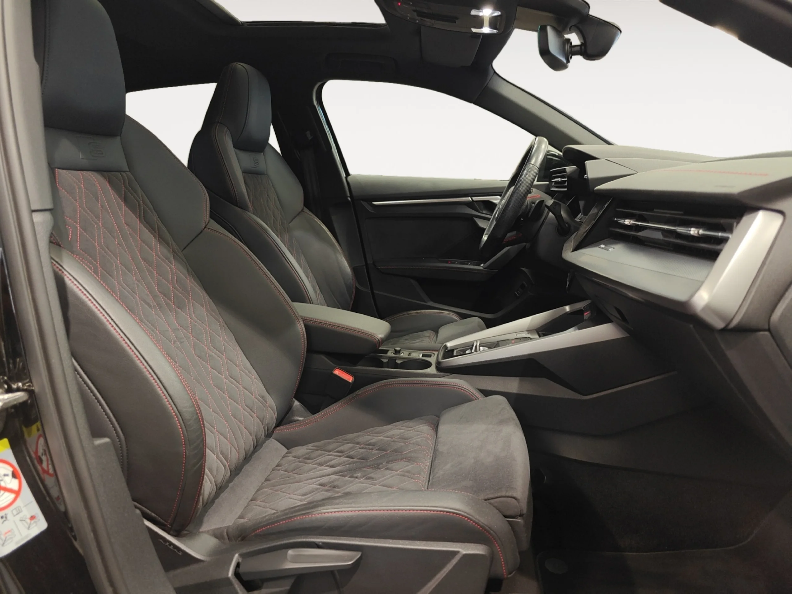 AUDI A3 SPORTBACK BLACK LINE 35 TFSI 110KW S TRO - Foto 5
