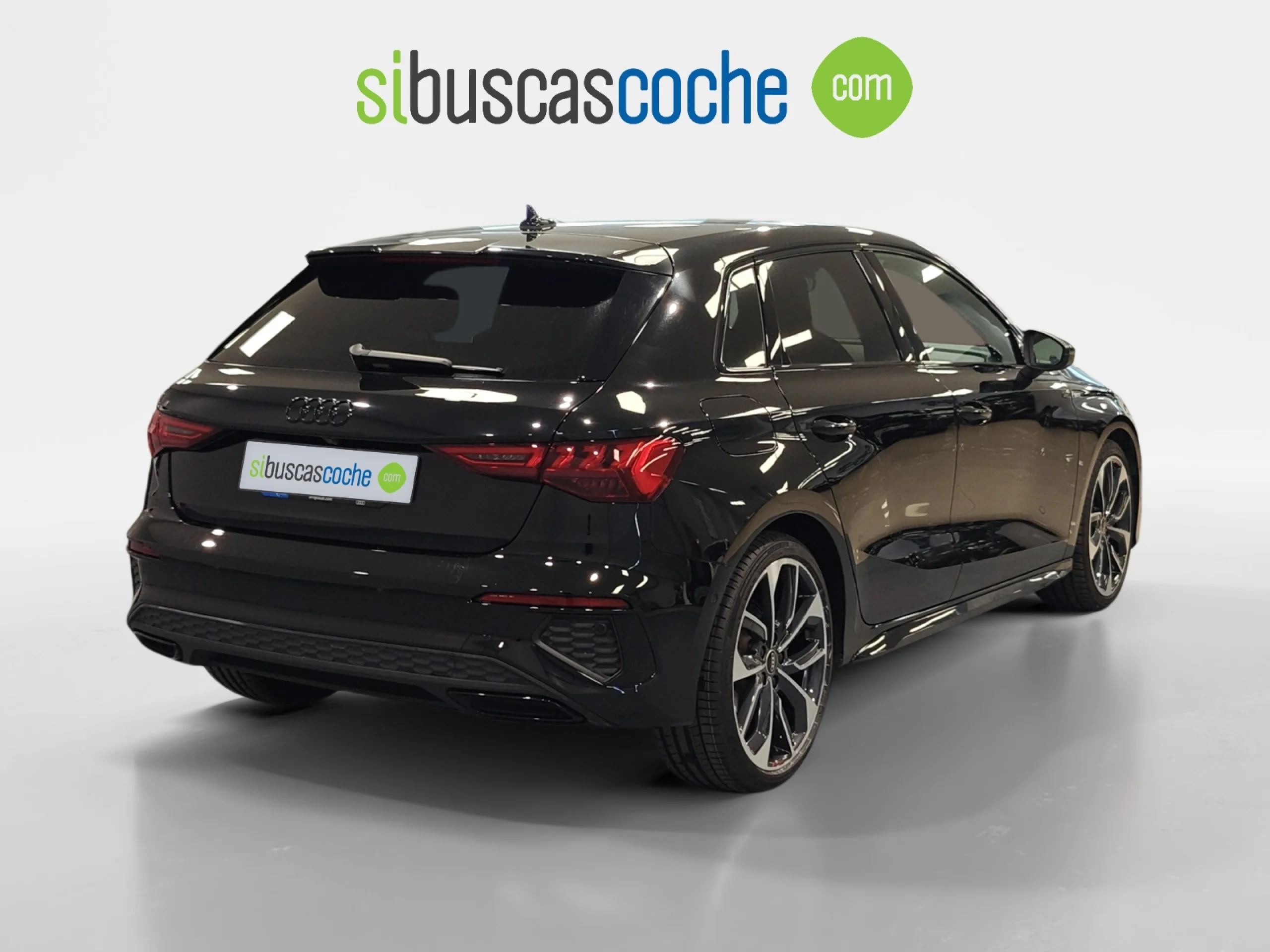 AUDI A3 SPORTBACK BLACK LINE 35 TFSI 110KW S TRO - Foto 18