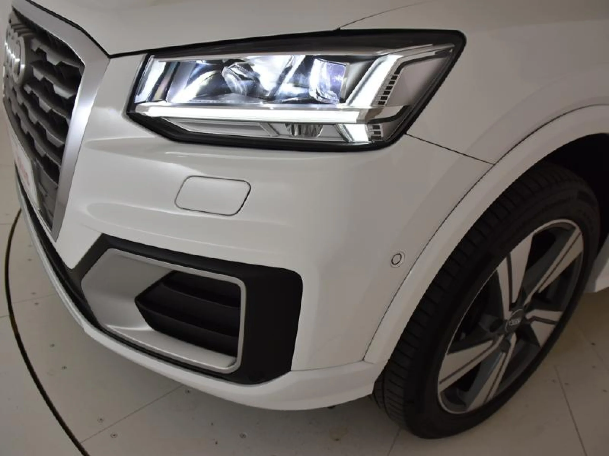 AUDI Q2 SPORT 30 TFSI 85KW (116CV) - Foto 19