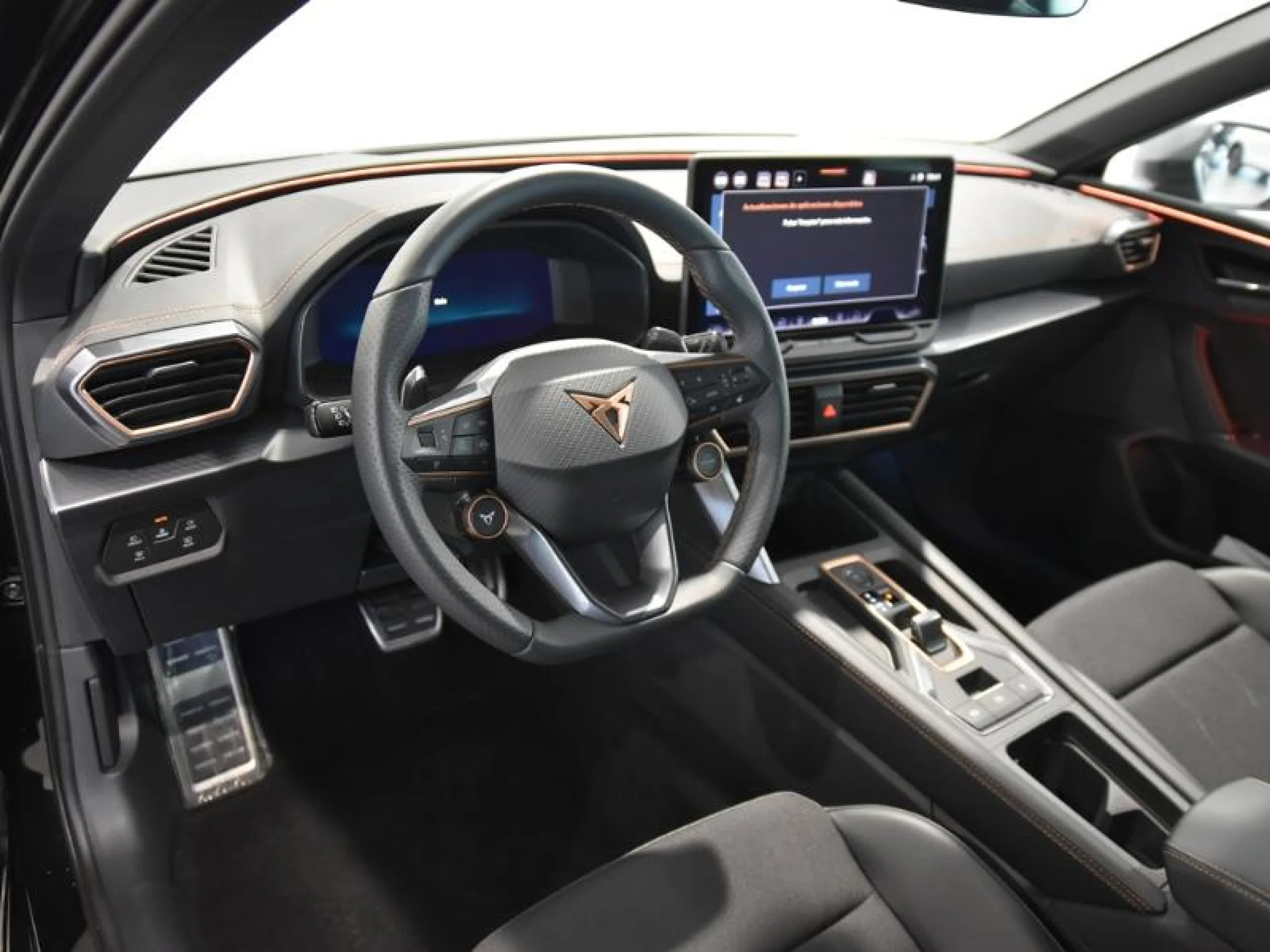 CUPRA LEON 1.5 ETSI 110KW (150CV) DSG - Foto 9