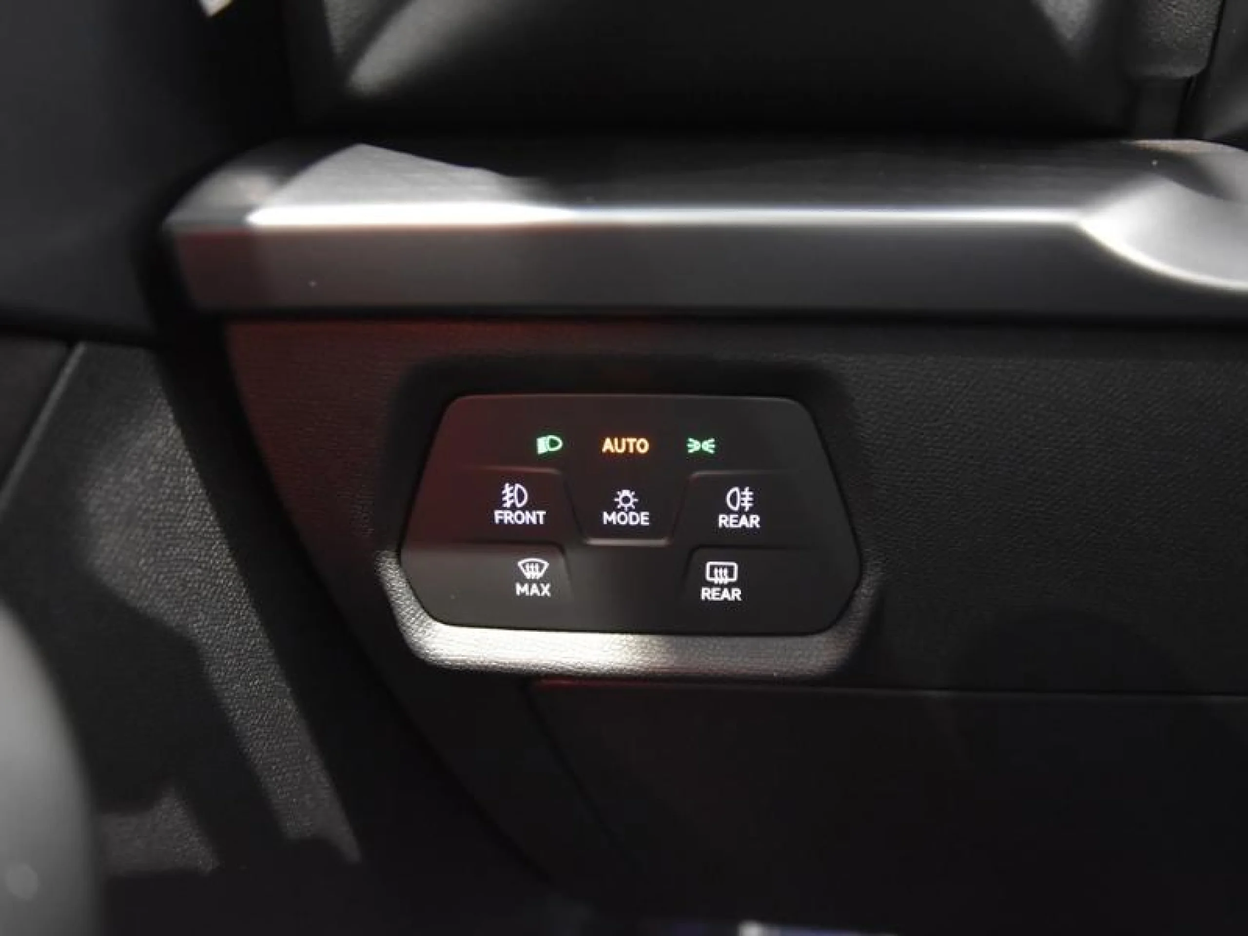 CUPRA LEON 1.5 ETSI 110KW (150CV) DSG - Foto 17