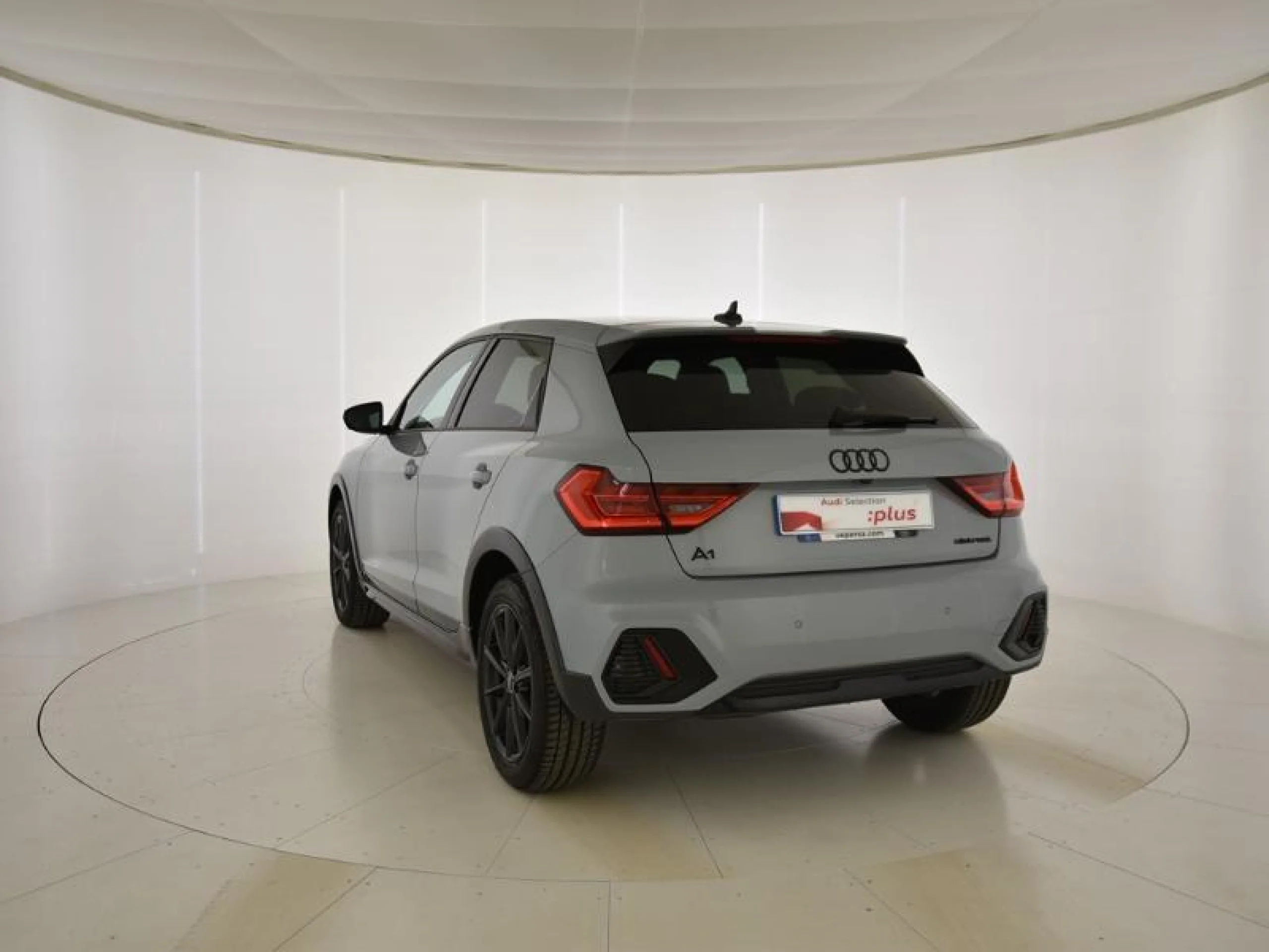 AUDI A1 ALLSTREET ADREN BLACK 30 TFSI 85KW S TRO - Foto 2