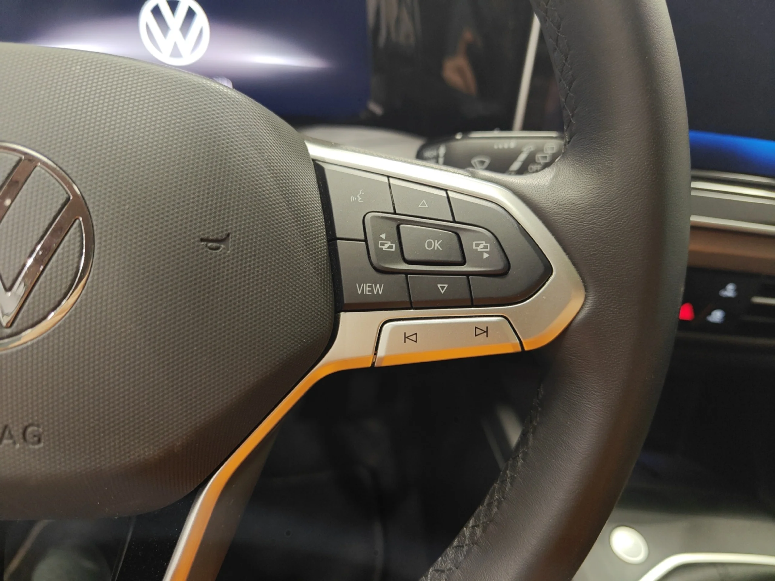 VOLKSWAGEN GOLF ··MÁS·· 1.5 TSI 85KW (115CV) - Foto 10