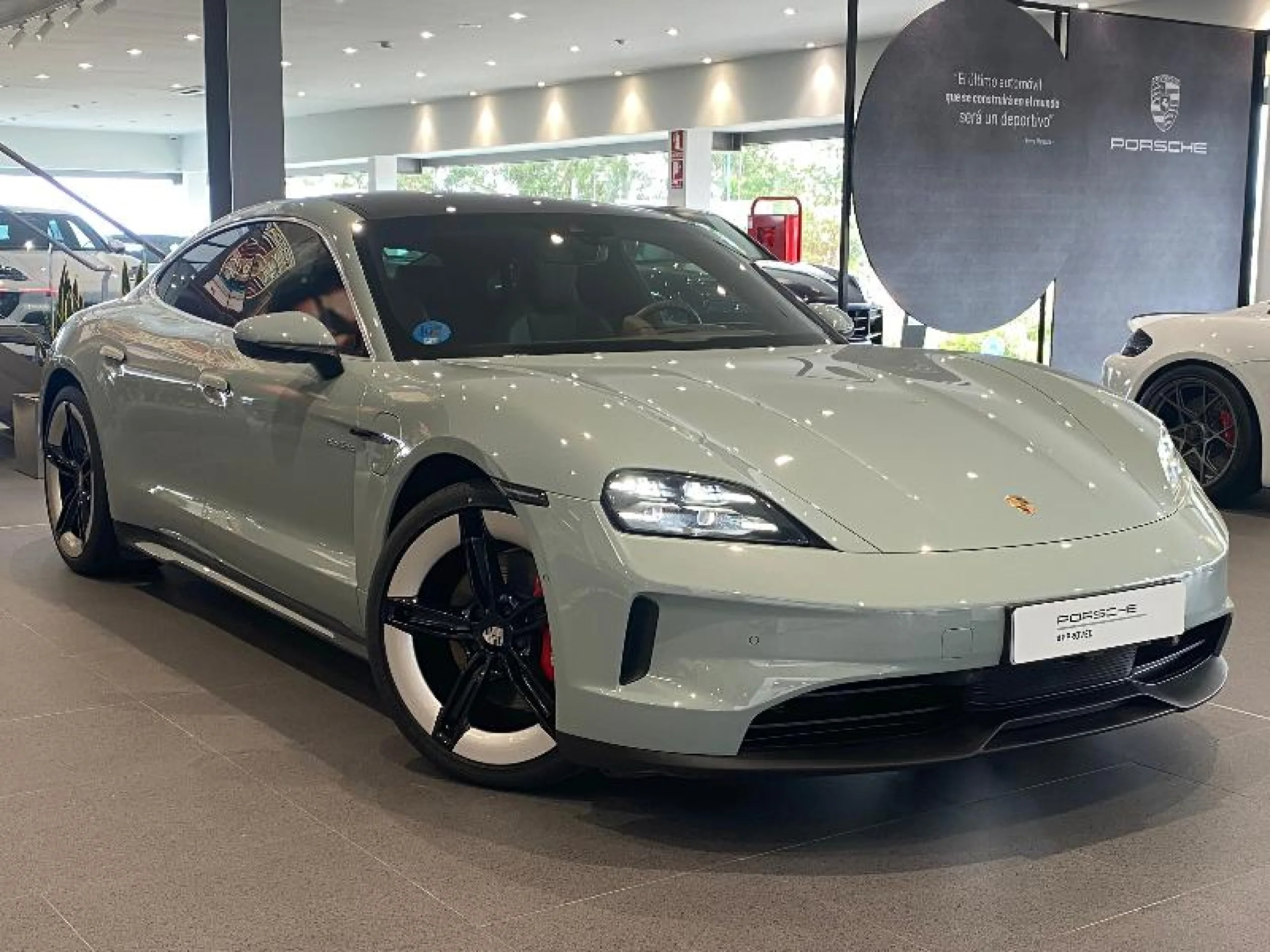 PORSCHE TAYCAN 4S - Foto 7