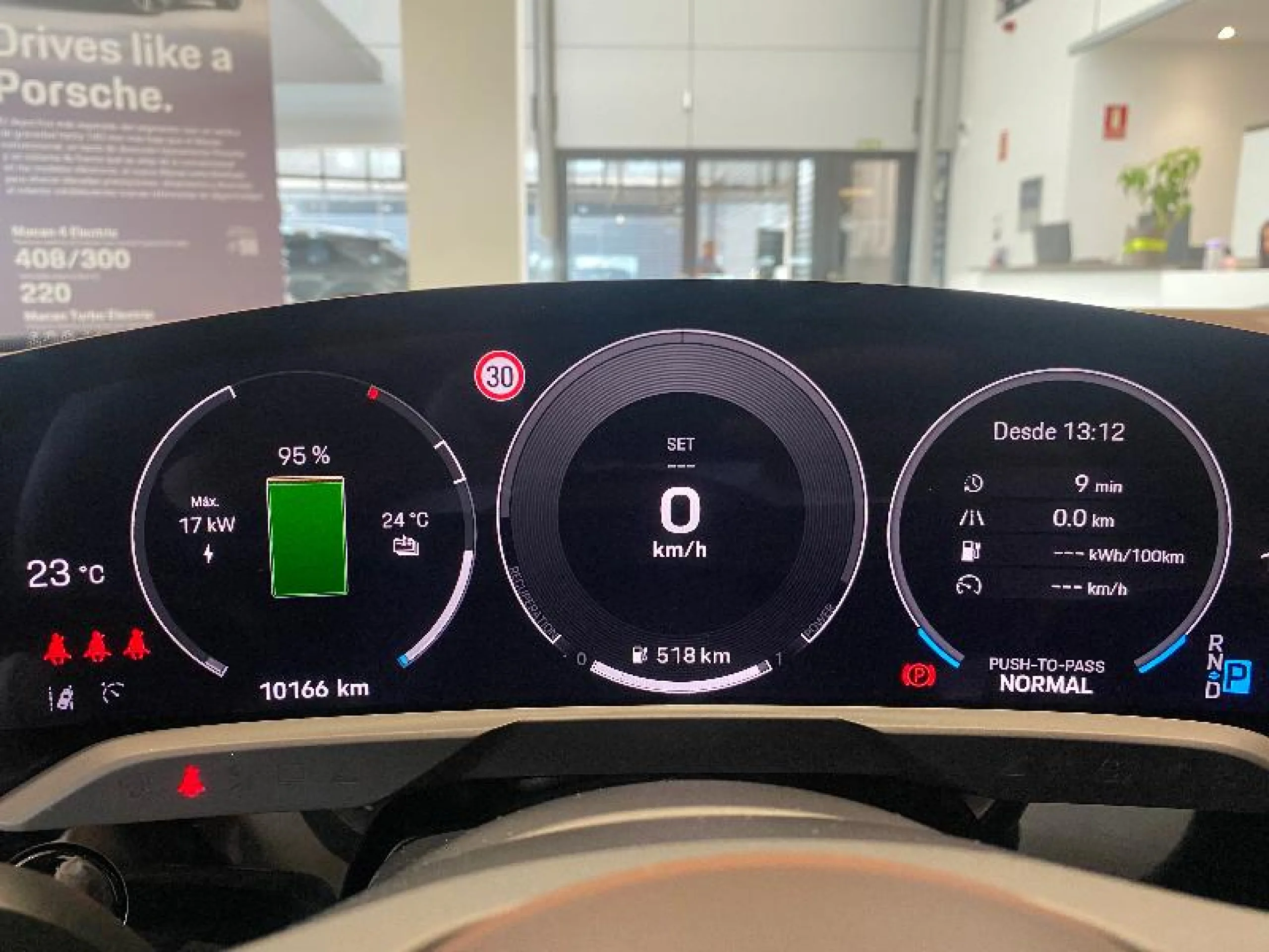 PORSCHE TAYCAN 4S - Foto 18