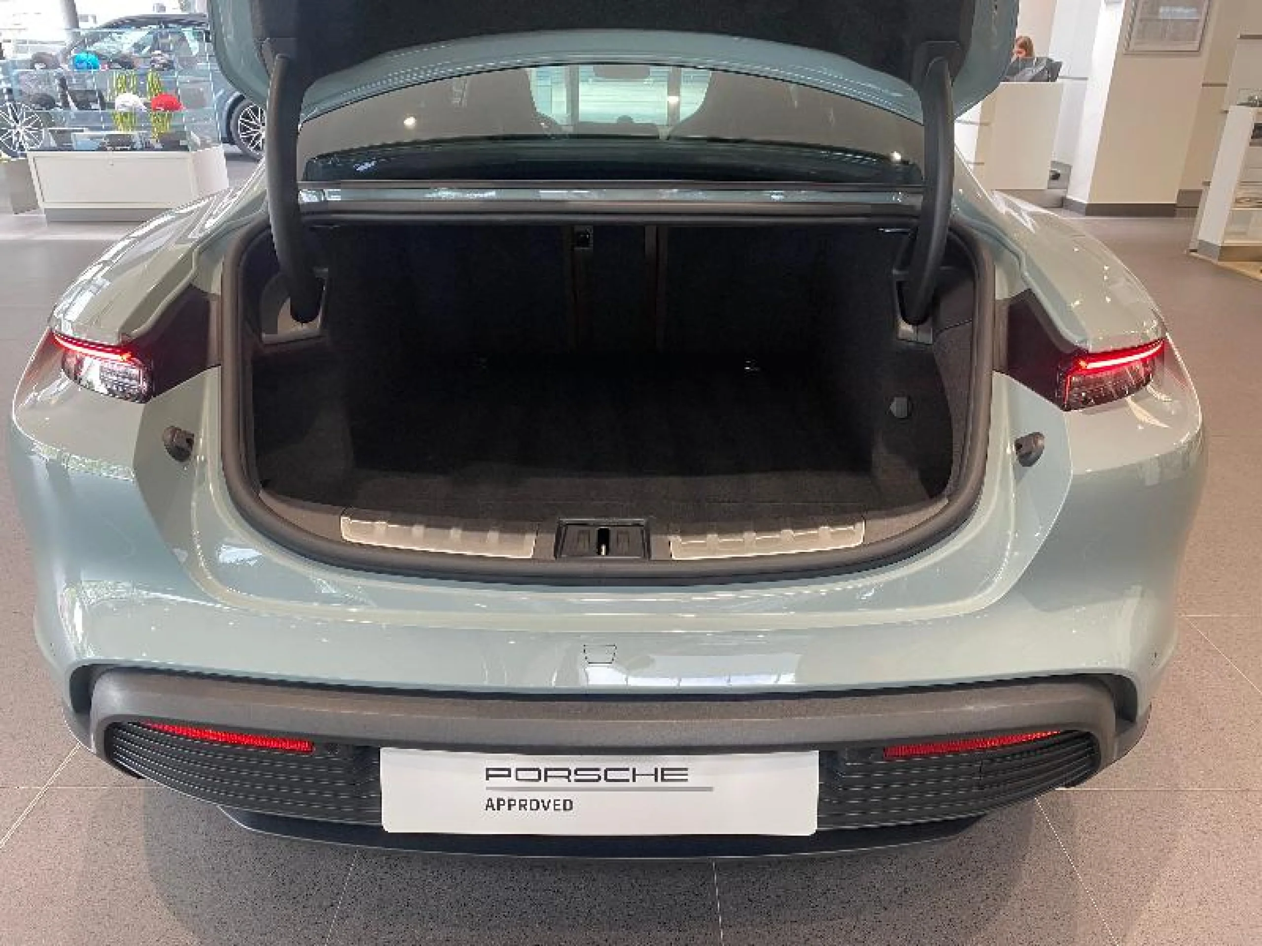 PORSCHE TAYCAN 4S - Foto 32