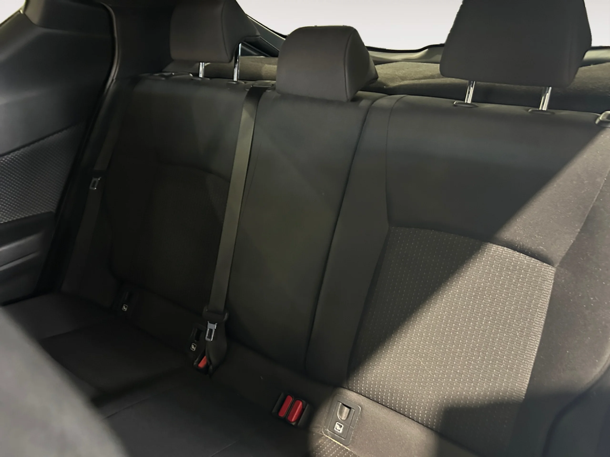 TOYOTA C HR 1.8 125H ADVANCE - Foto 6