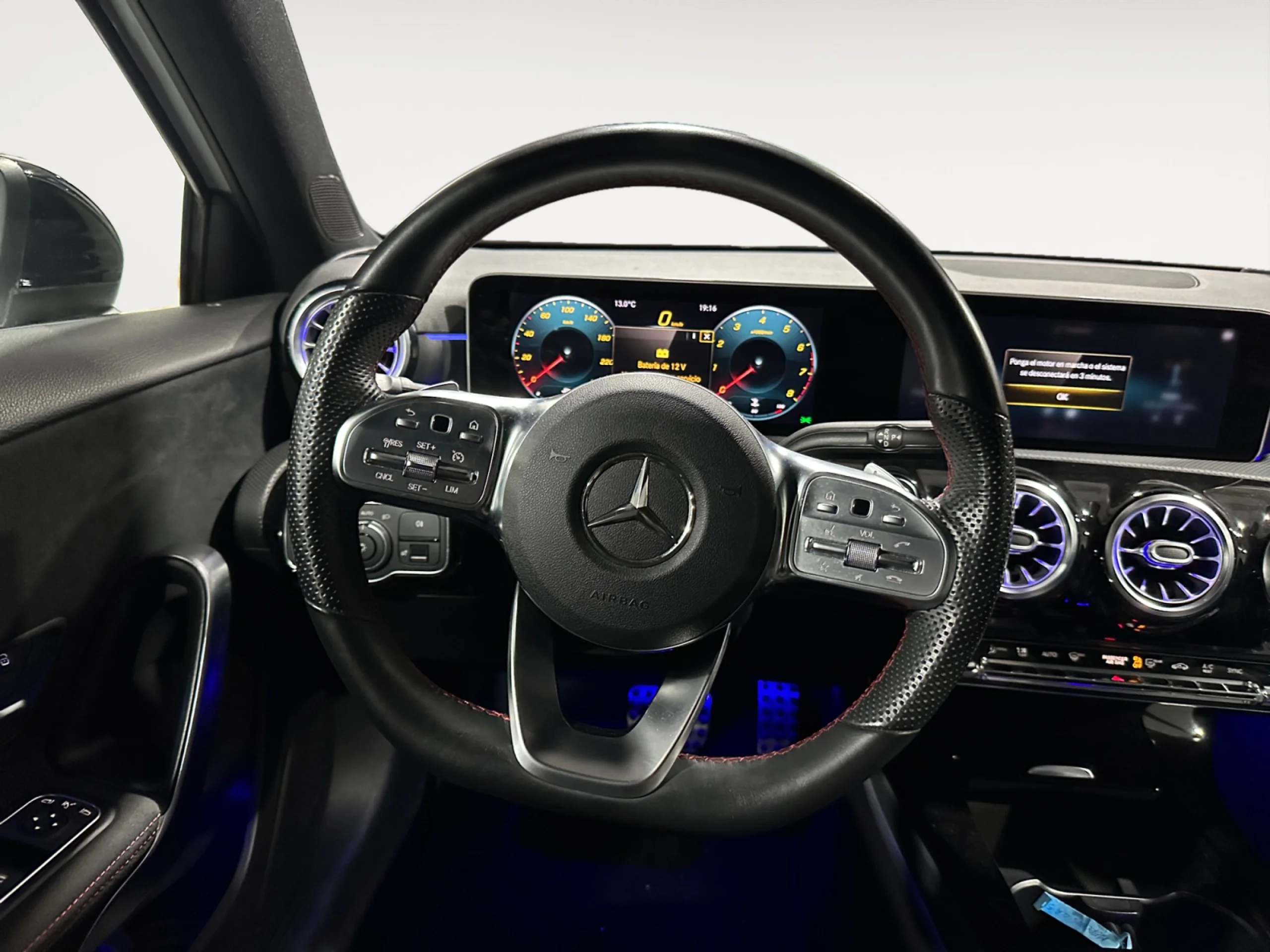 MERCEDES-BENZ CLASE A A 180 - Foto 11